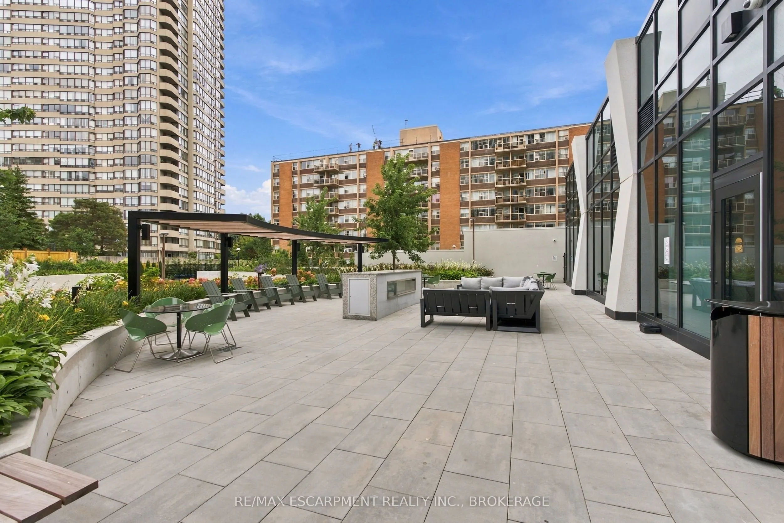 60 Central Park Road Way #2010