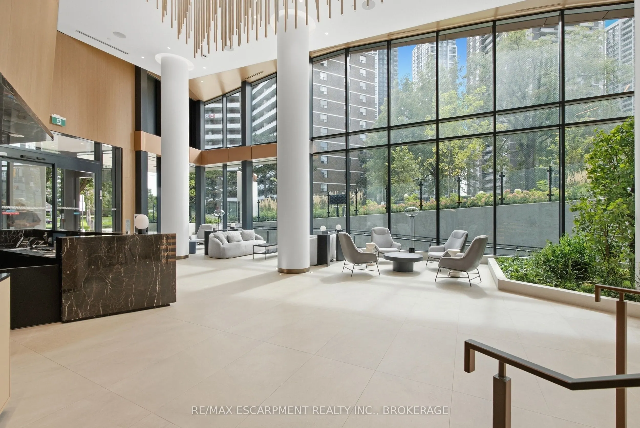 60 Central Park Road Way #2010