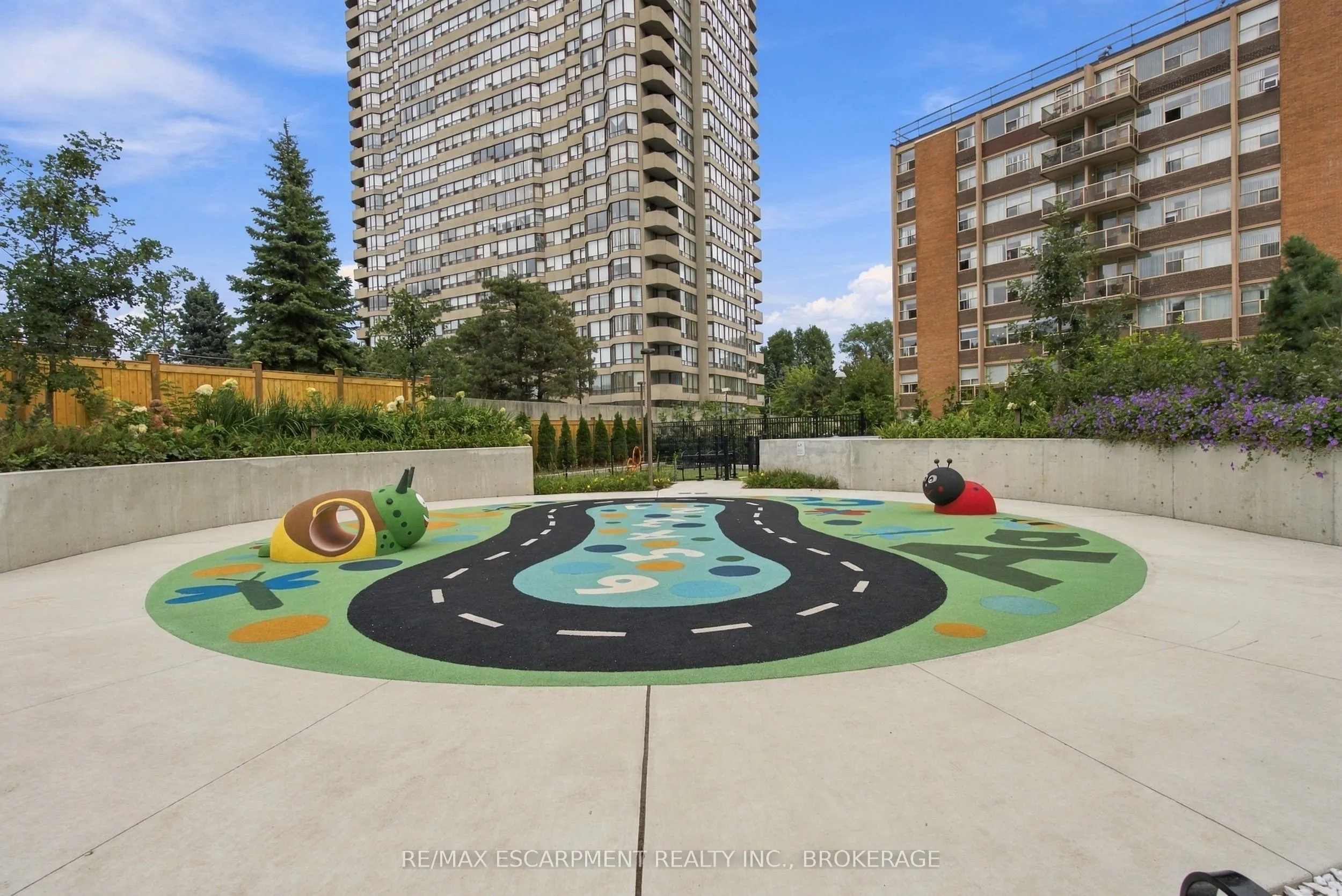 60 Central Park Road Way #2010