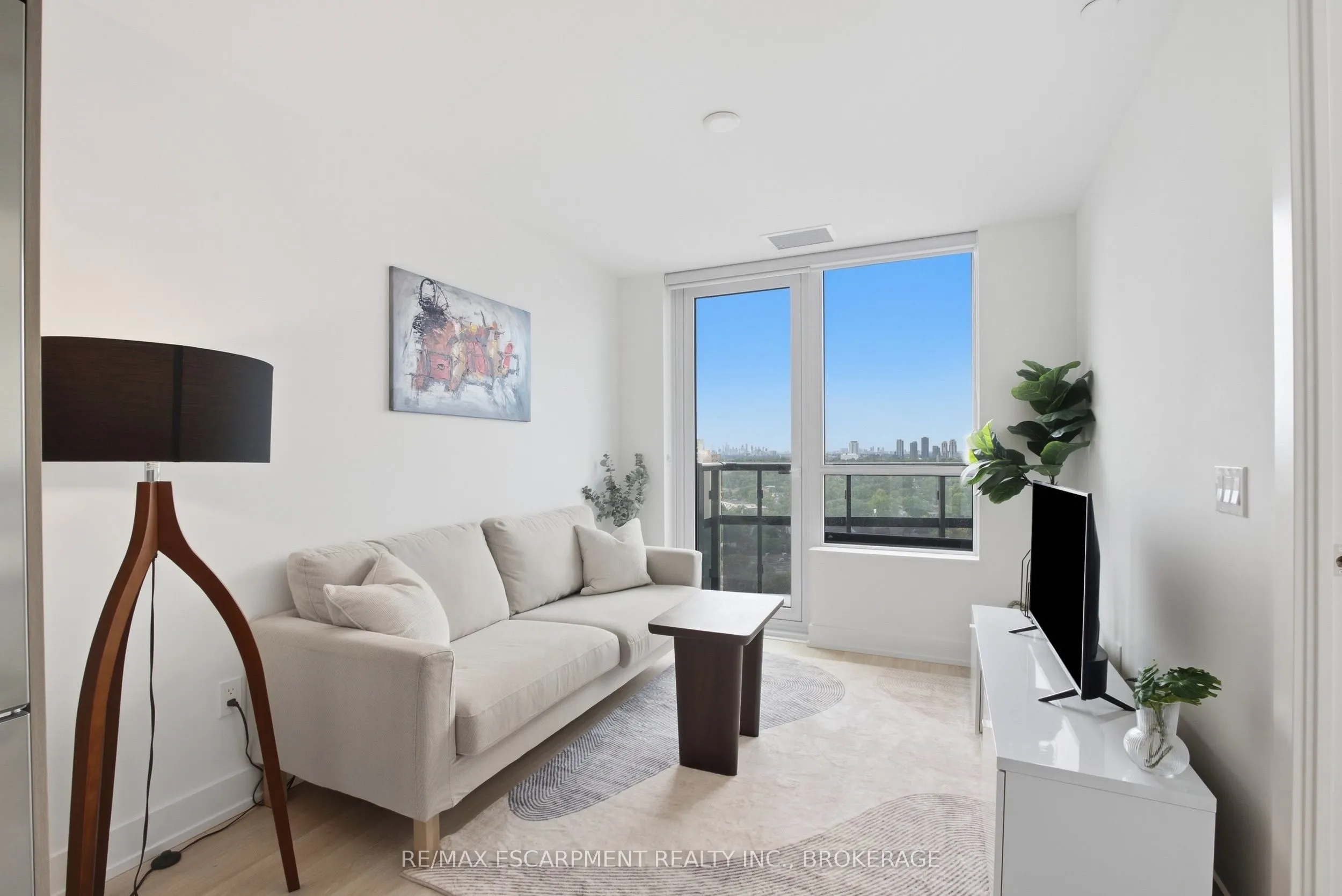 60 Central Park Road Way #2010