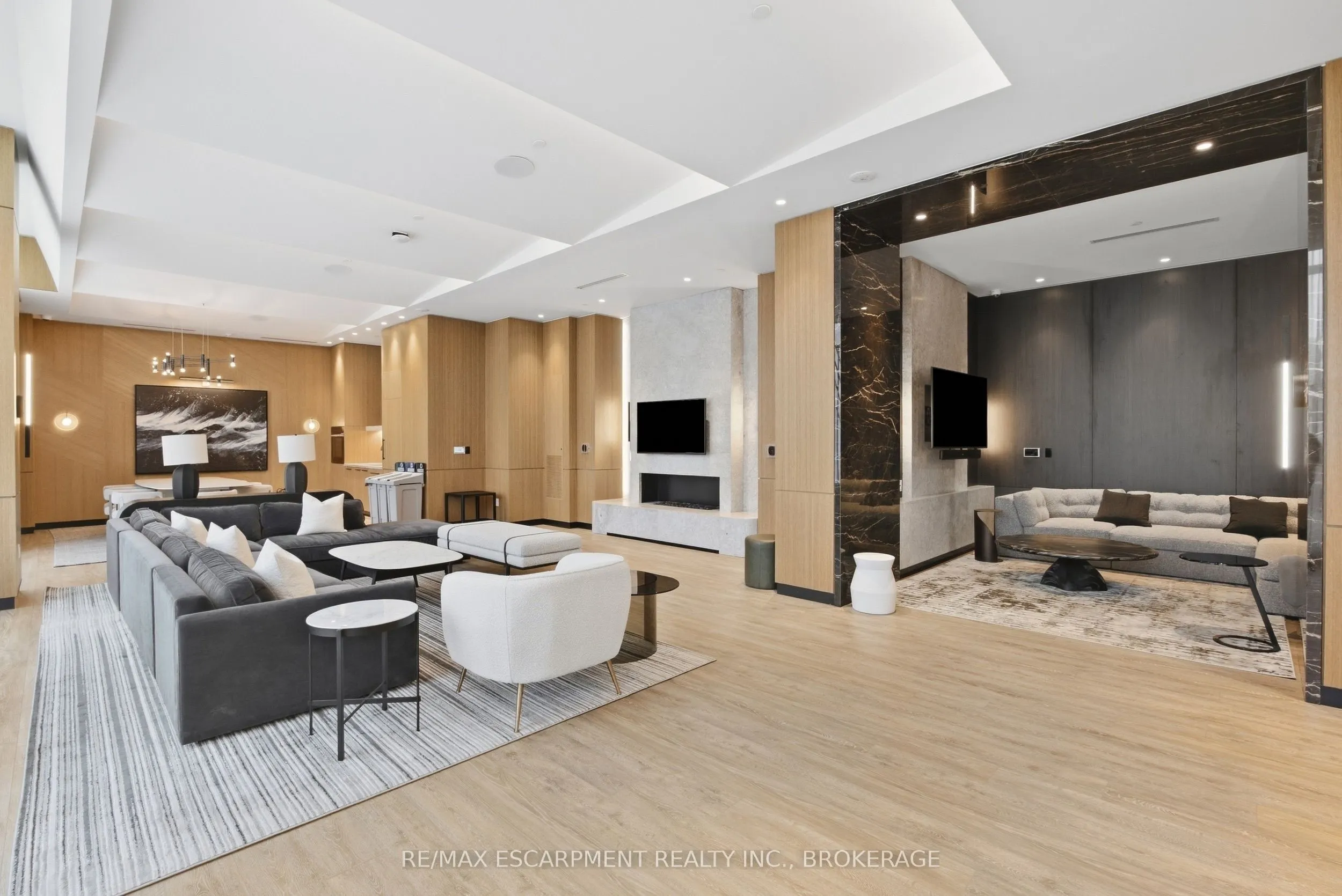 60 Central Park Road Way #2010