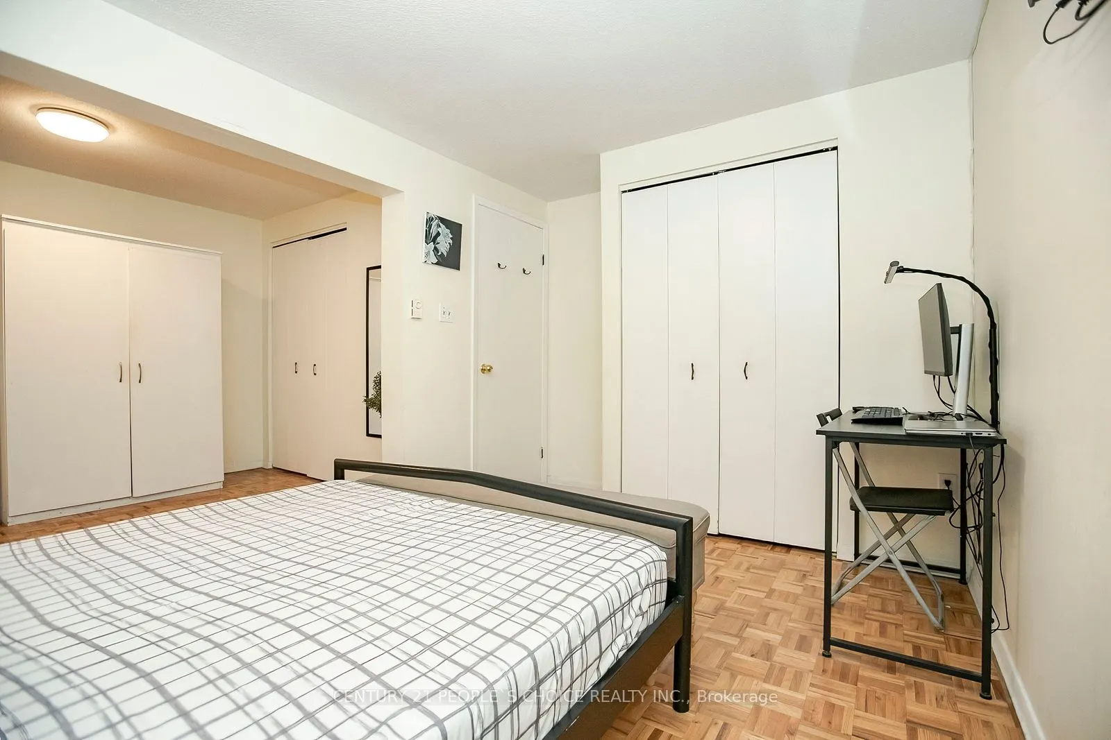 98 Darras Court #75
