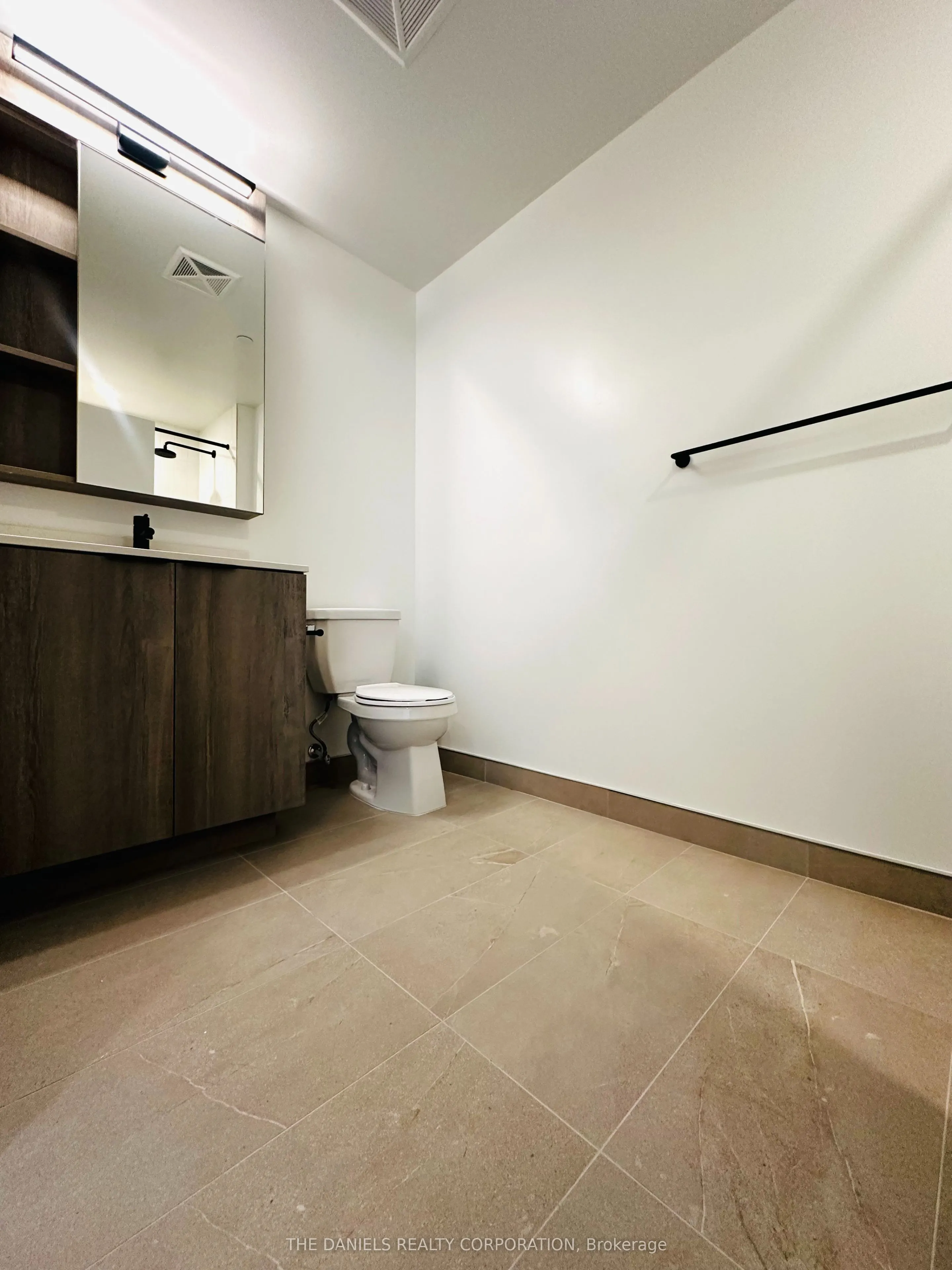 2495 Eglinton Avenue W #913