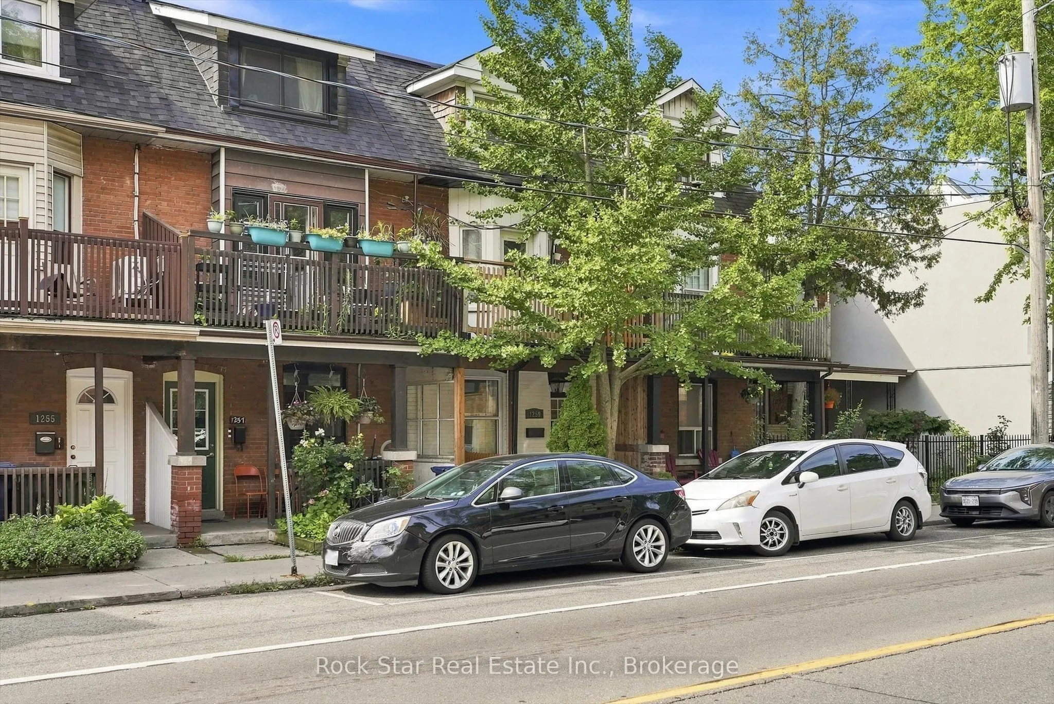 1259 Davenport Road