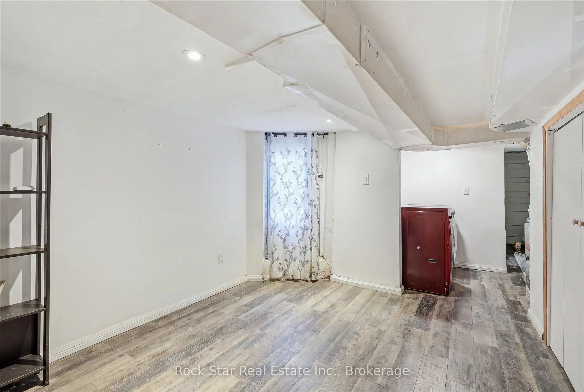 1259 Davenport Road