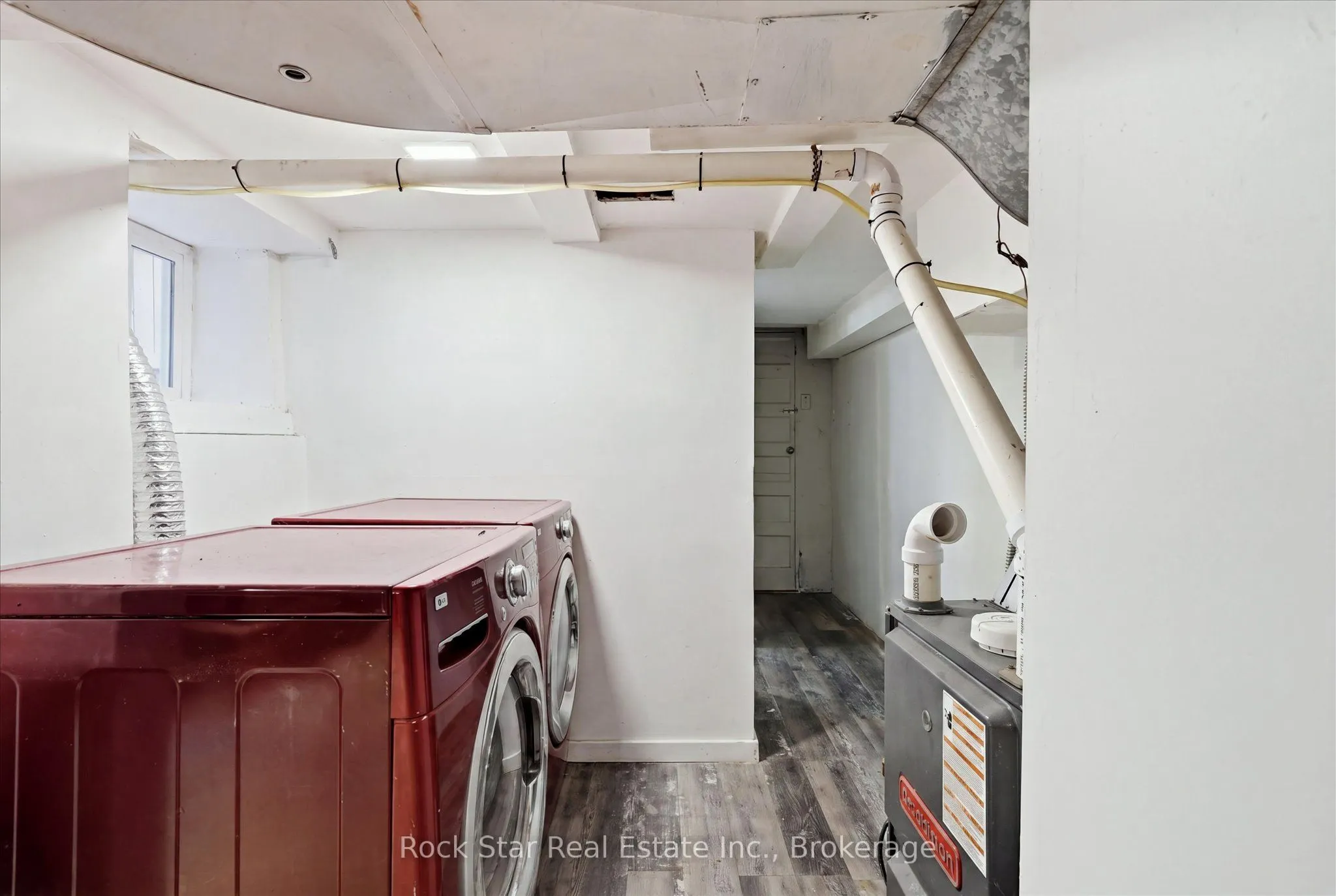 1259 Davenport Road