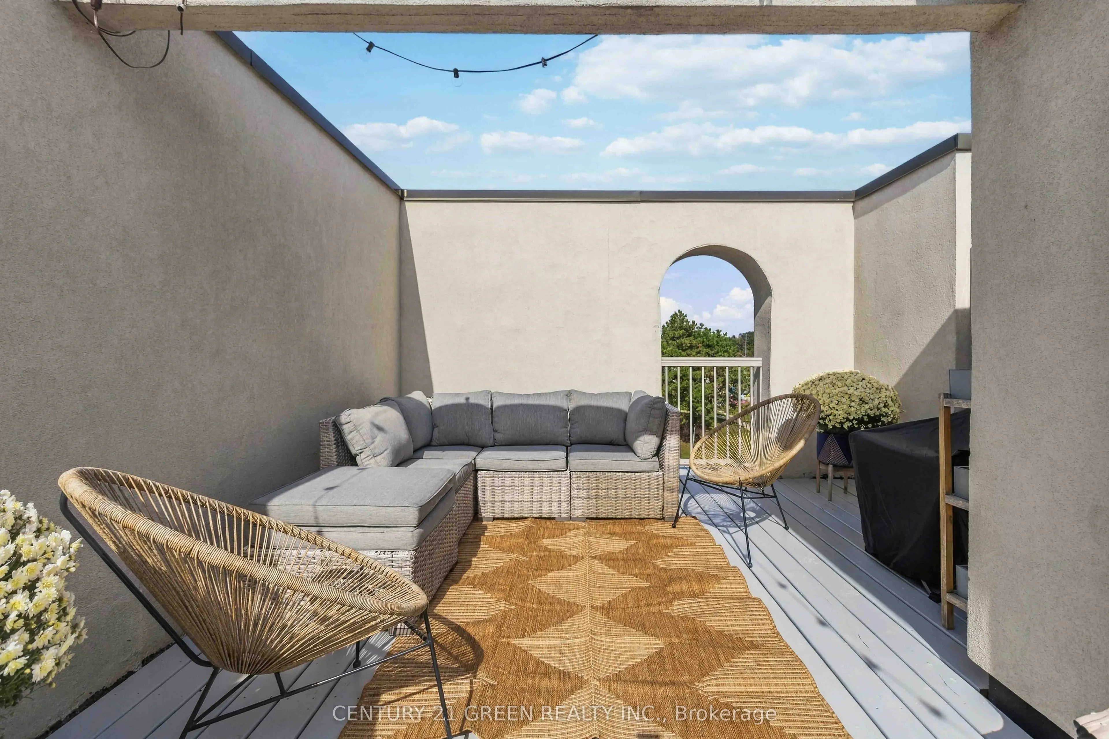 180 Howden Boulevard #43