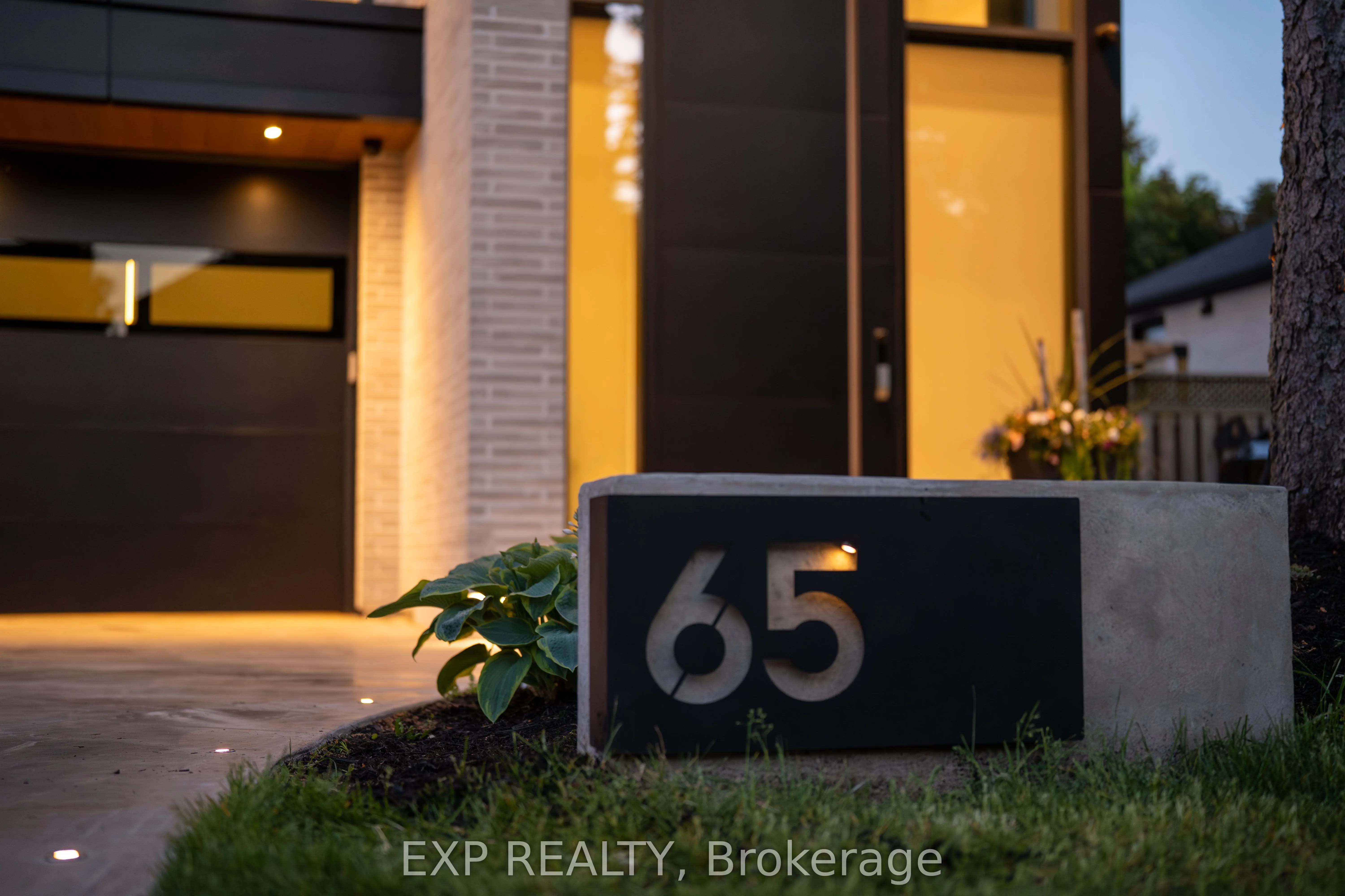 65 Edgecroft Road