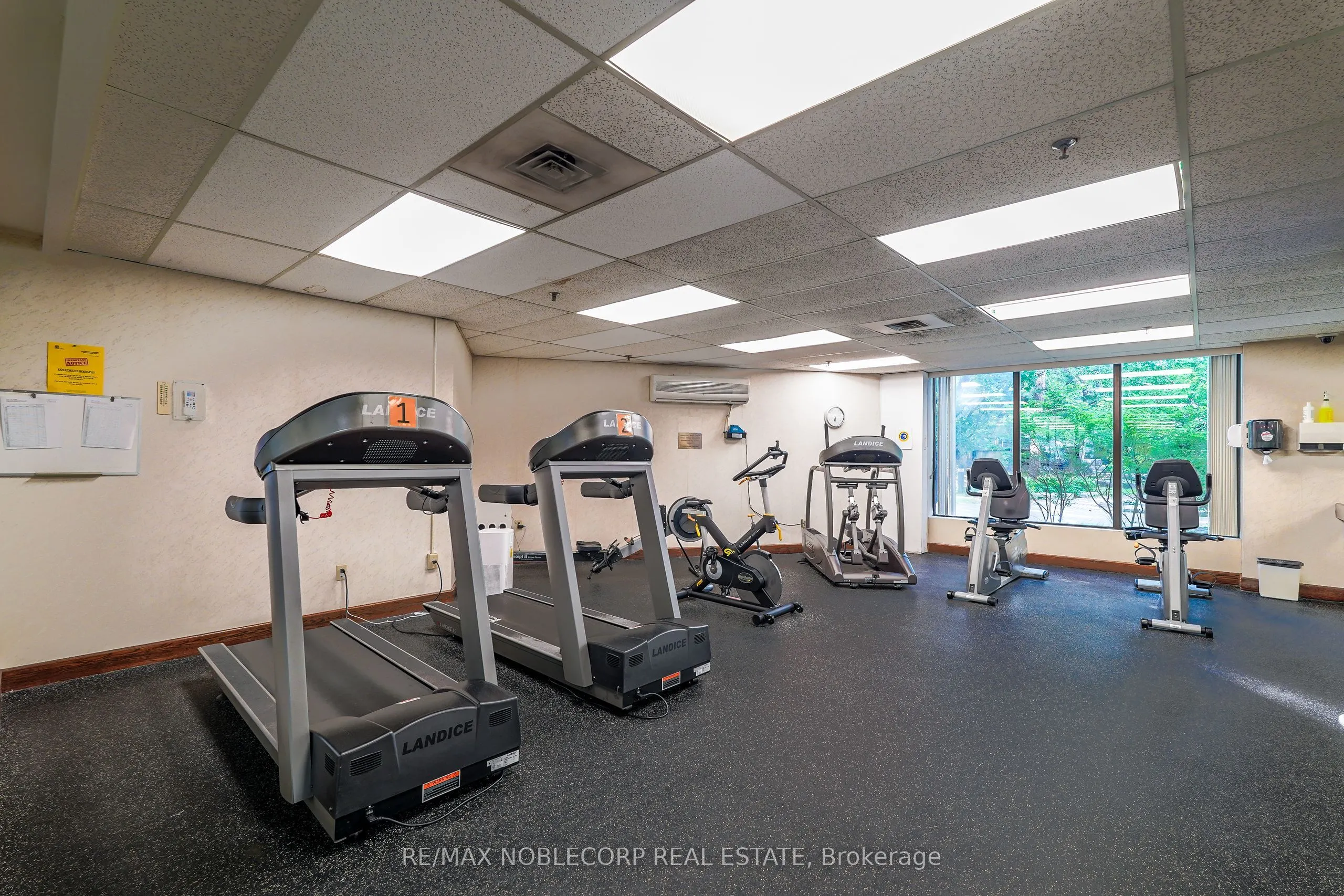 22 Hanover Road #1603