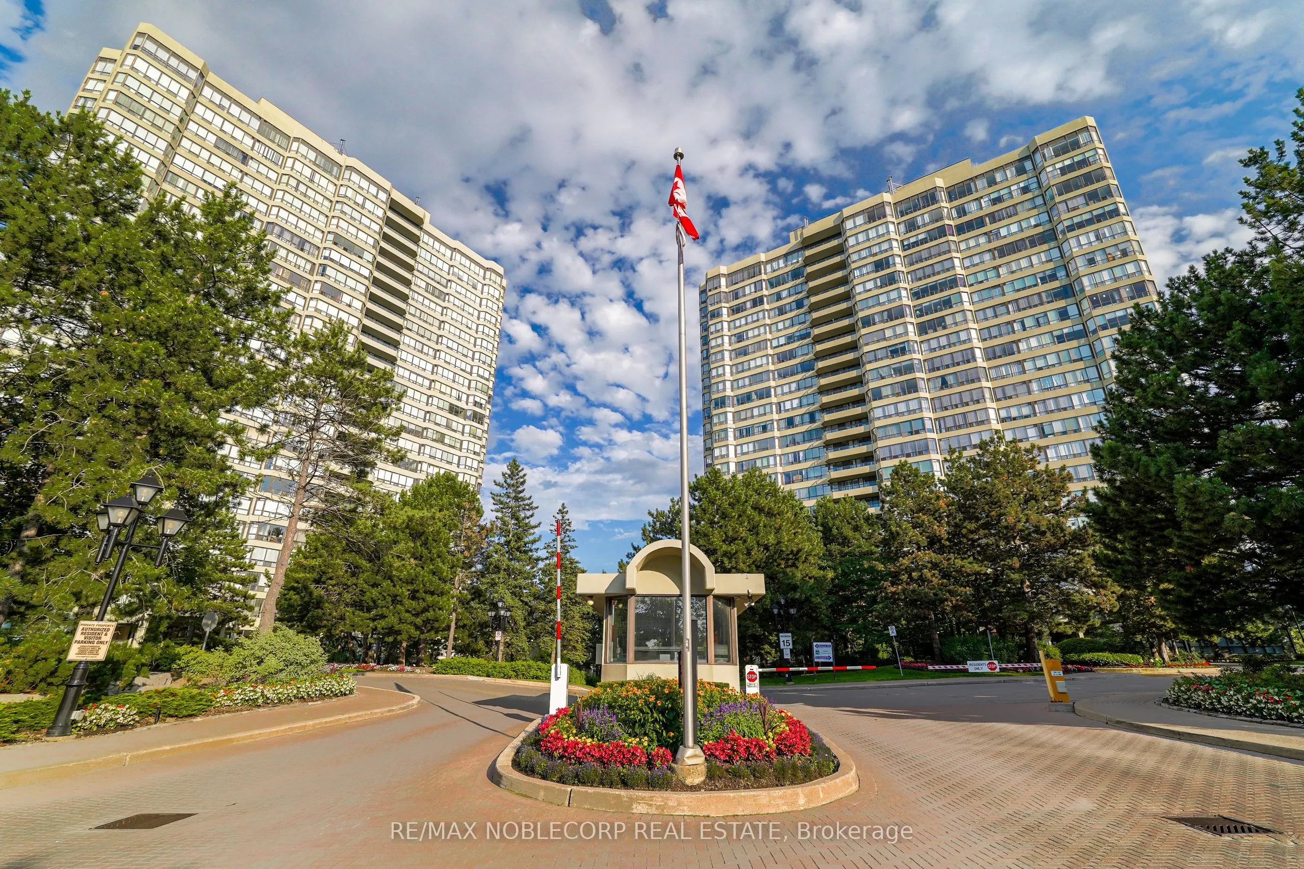 22 Hanover Road #1603