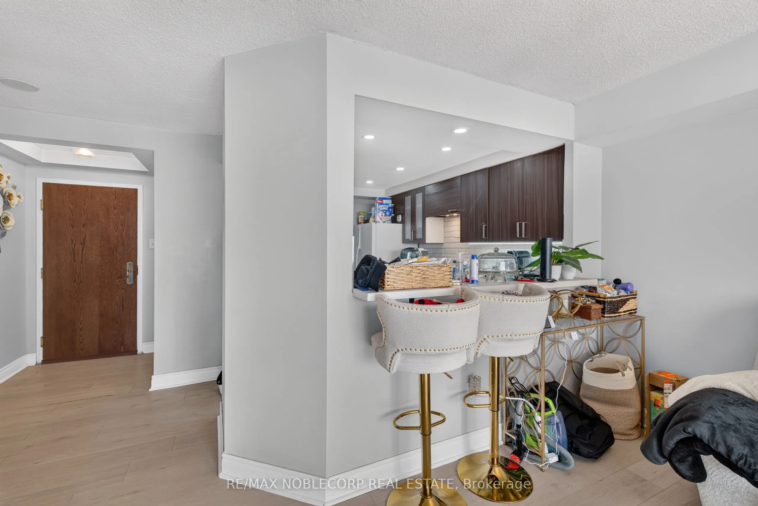 22 Hanover Road #1603