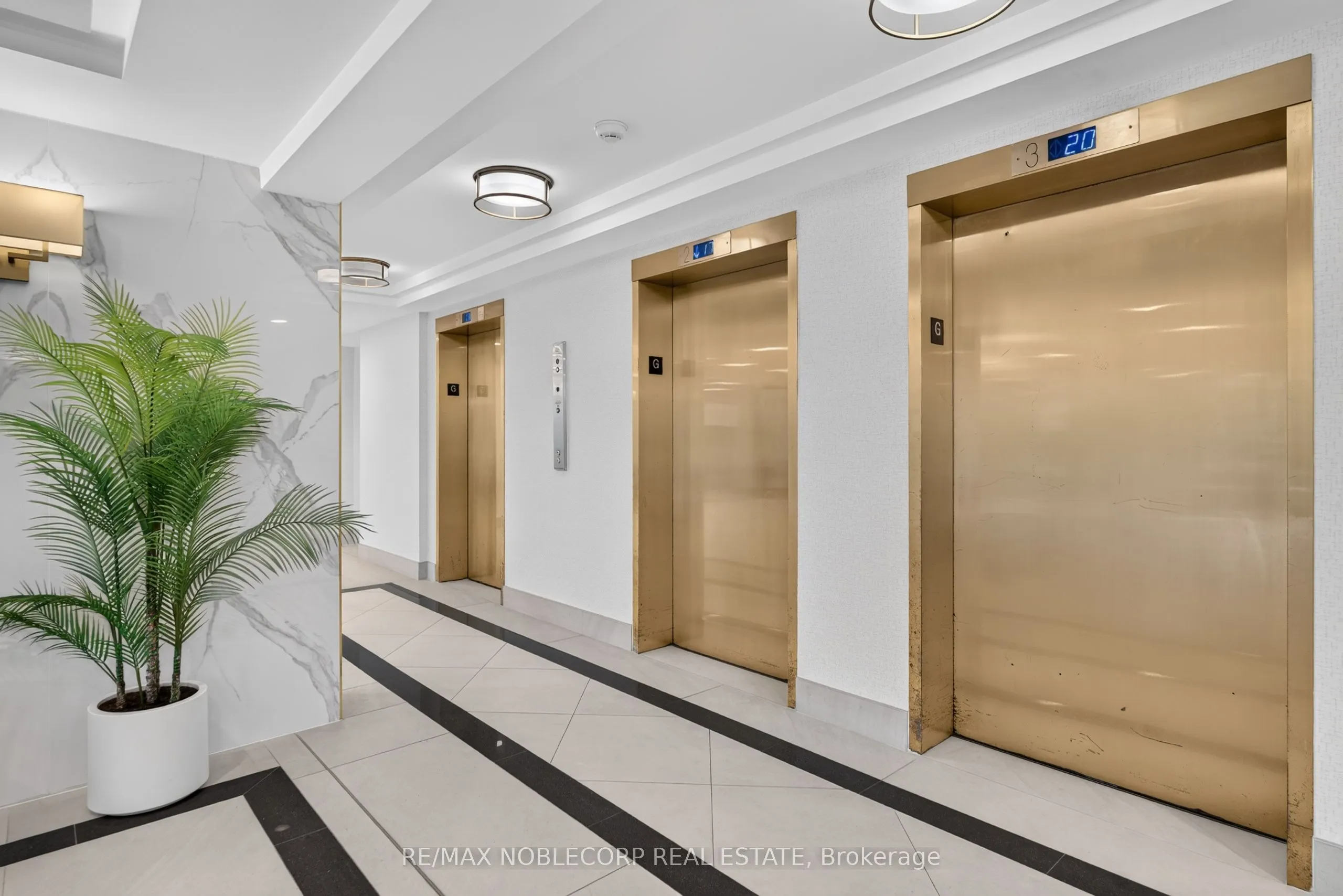 22 Hanover Road #1603