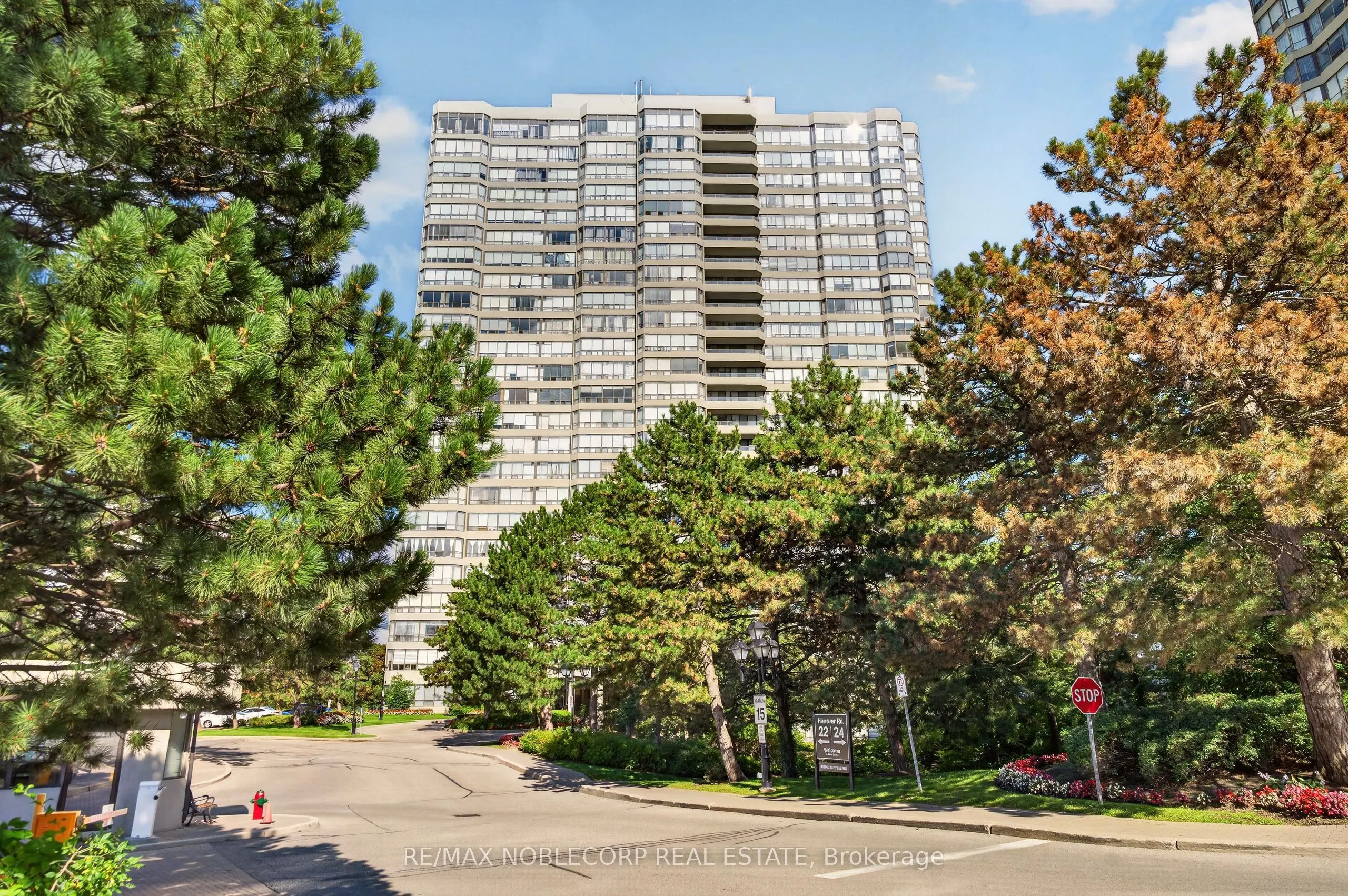 22 Hanover Road #1603