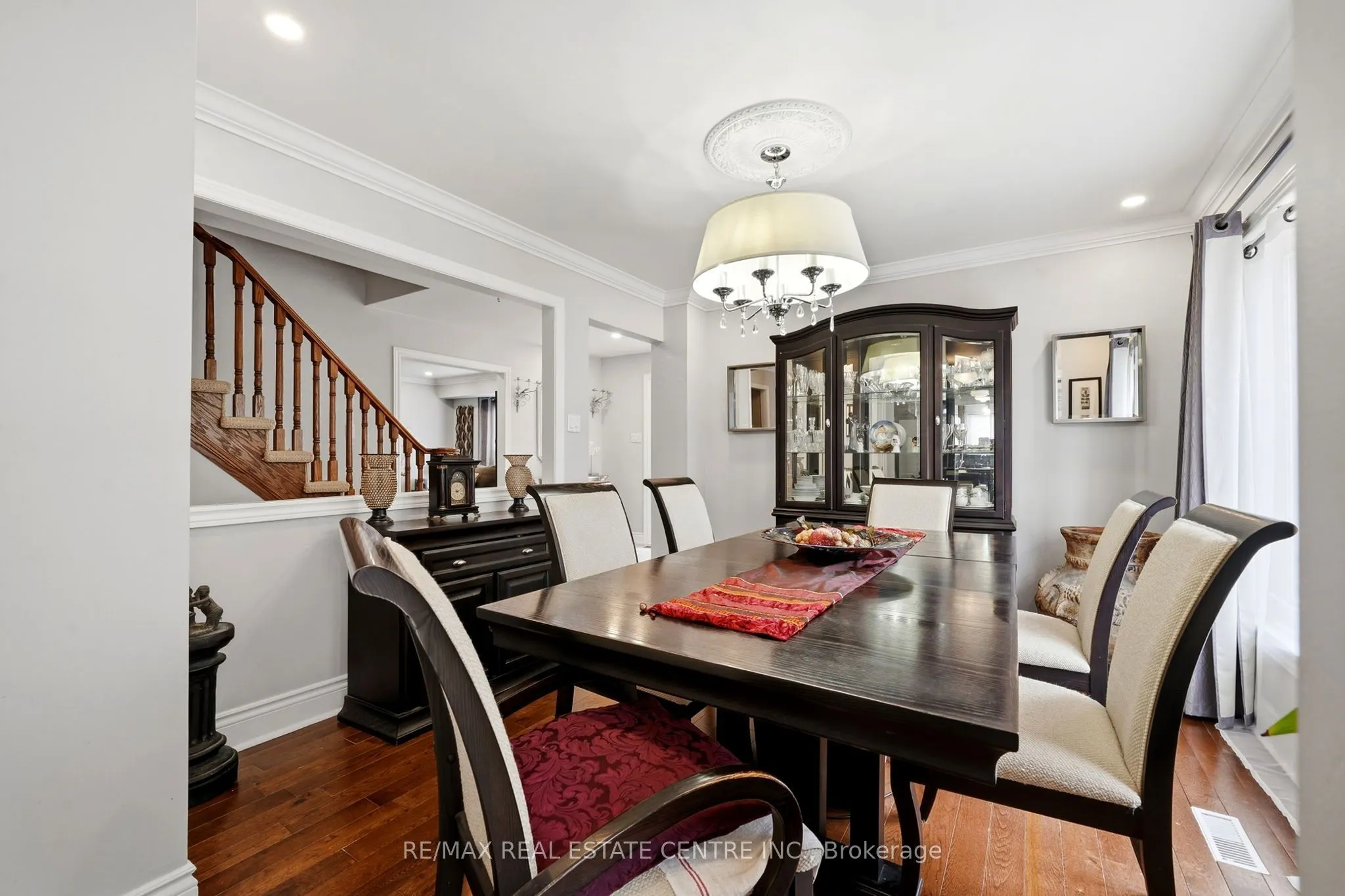 44 Madelaine Crescent