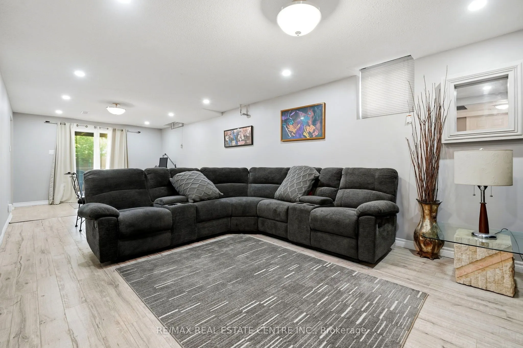 44 Madelaine Crescent