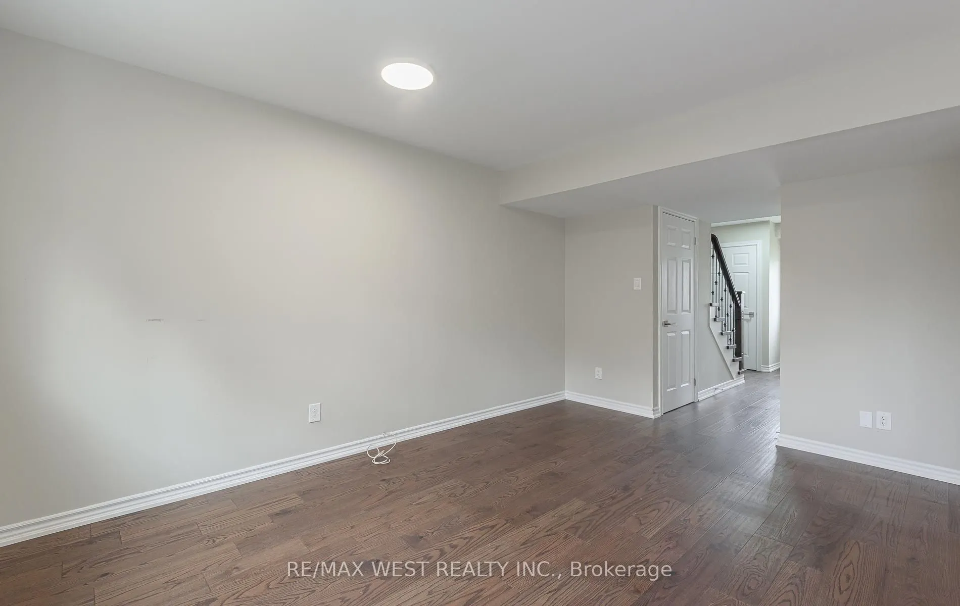 900 Central Park Drive #104