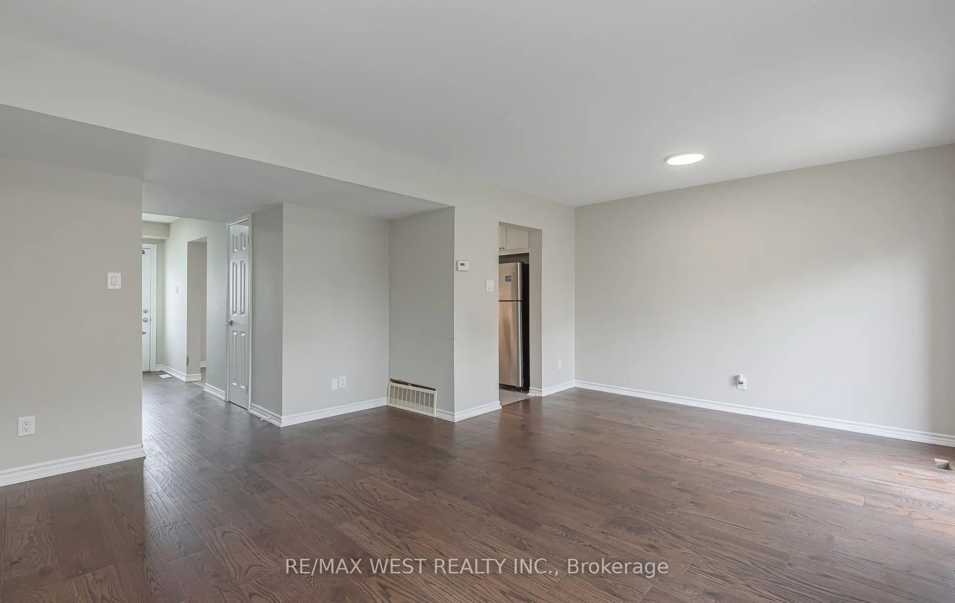 900 Central Park Drive #104