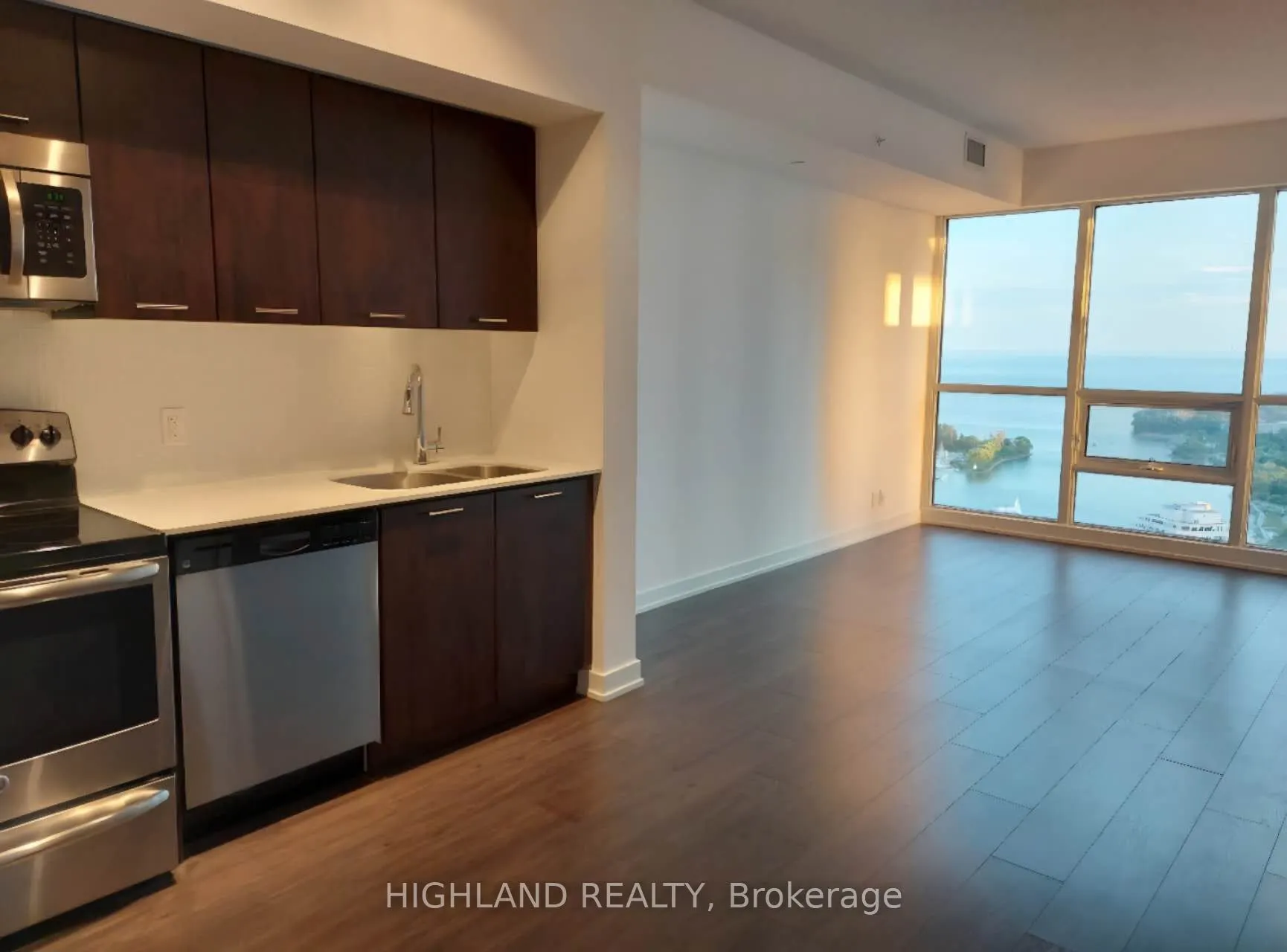 2200 Lake Shore Boulevard W #4102