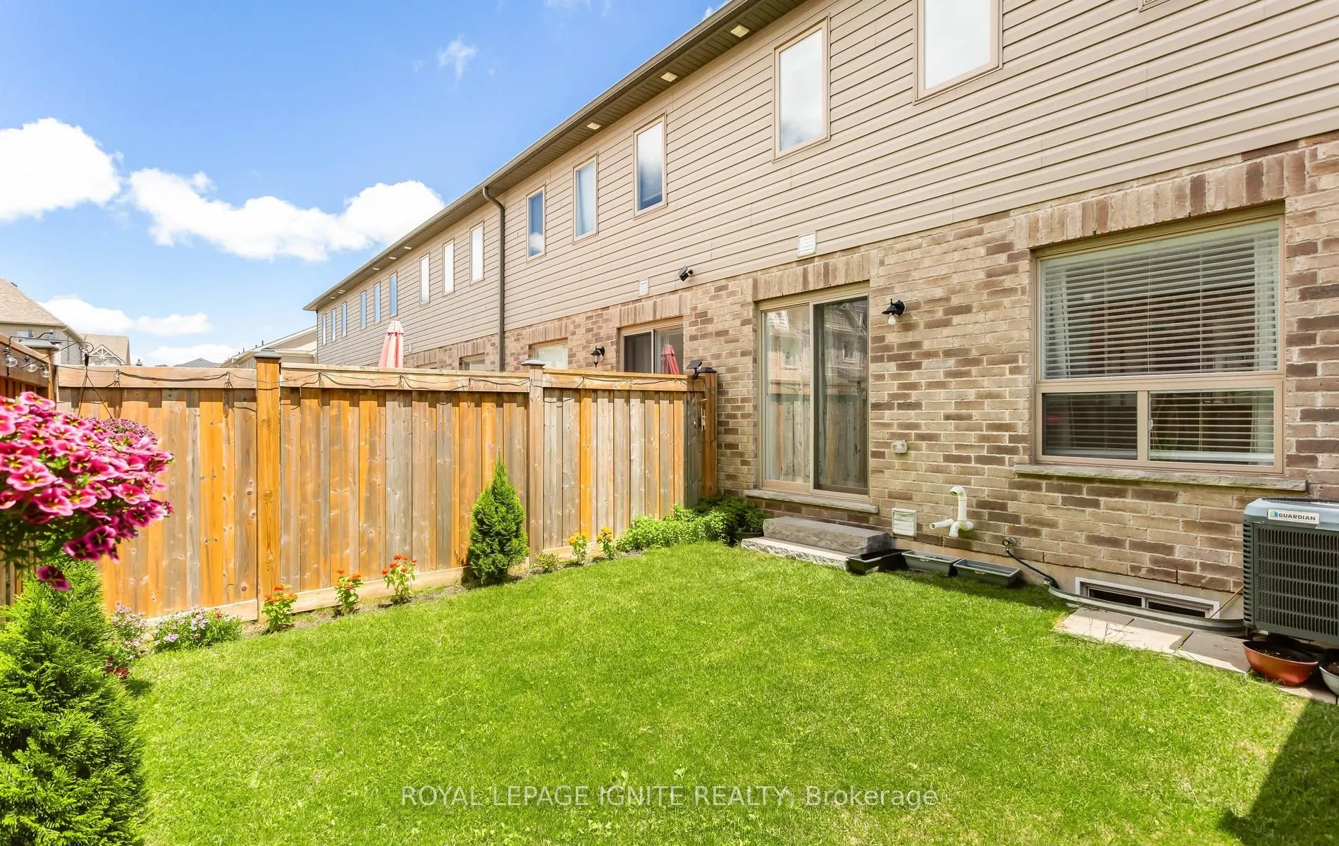 114 Parkinson Crescent