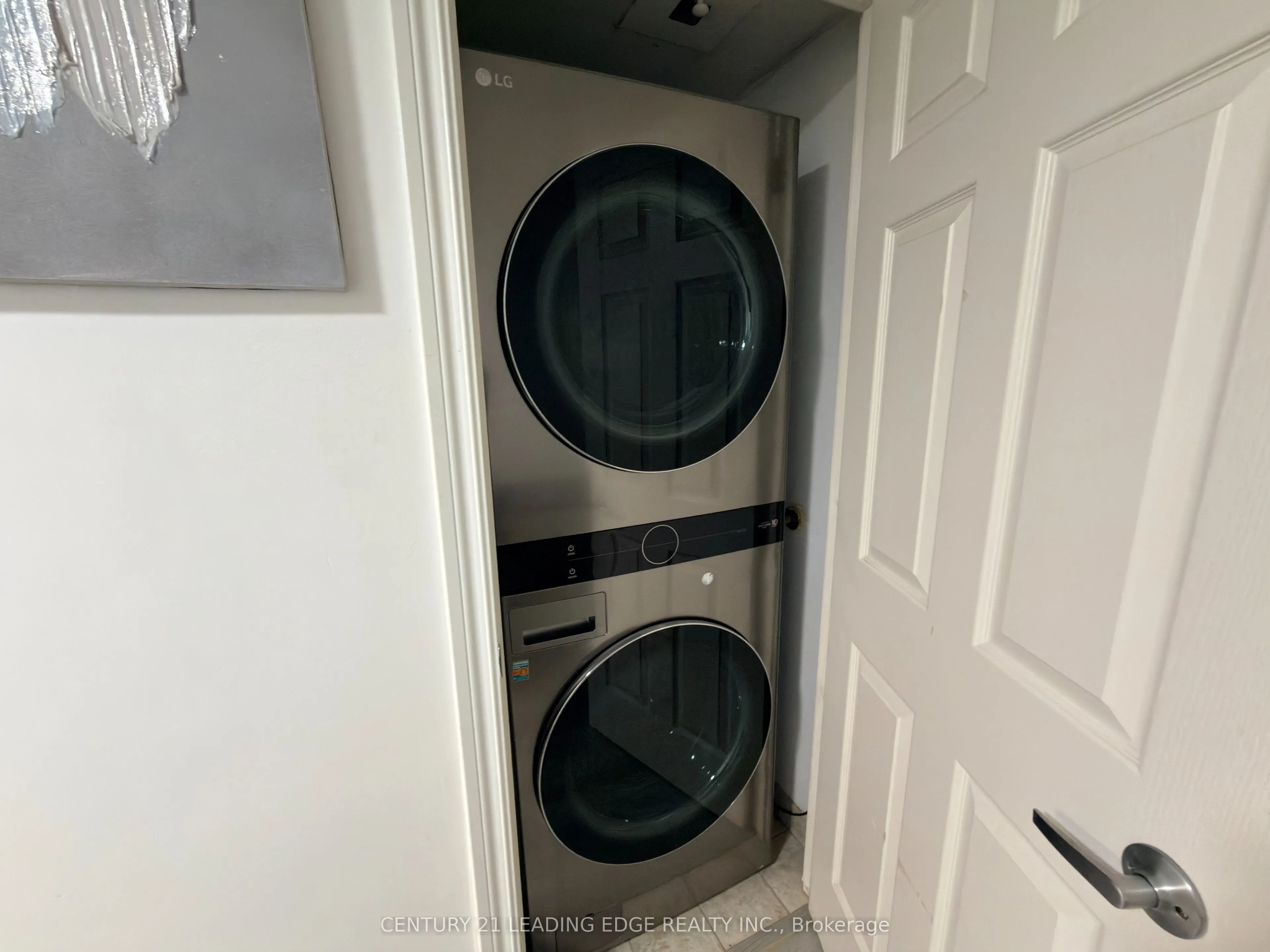 3888 Duke Of York Boulevard #2019