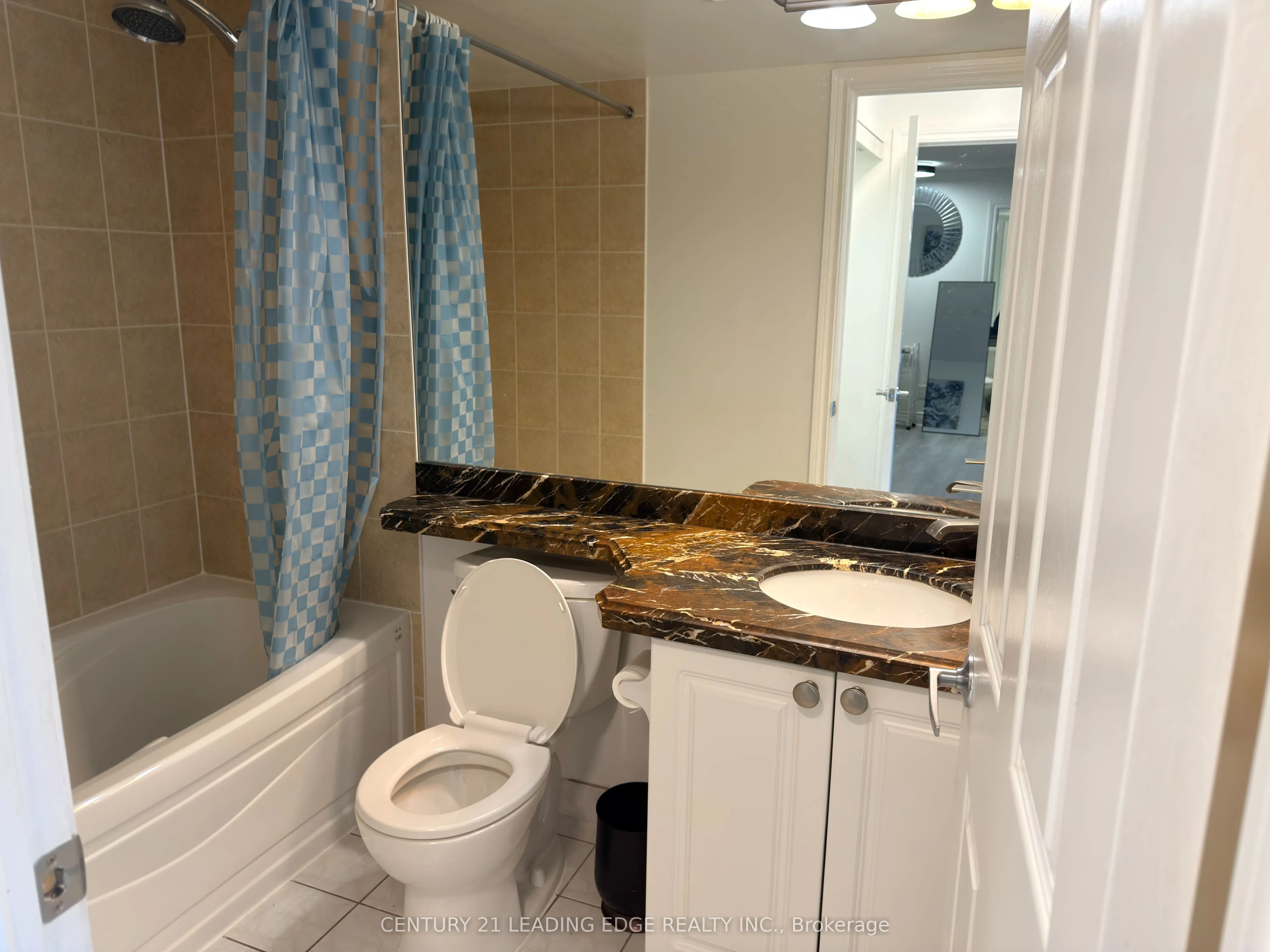 3888 Duke Of York Boulevard #2019