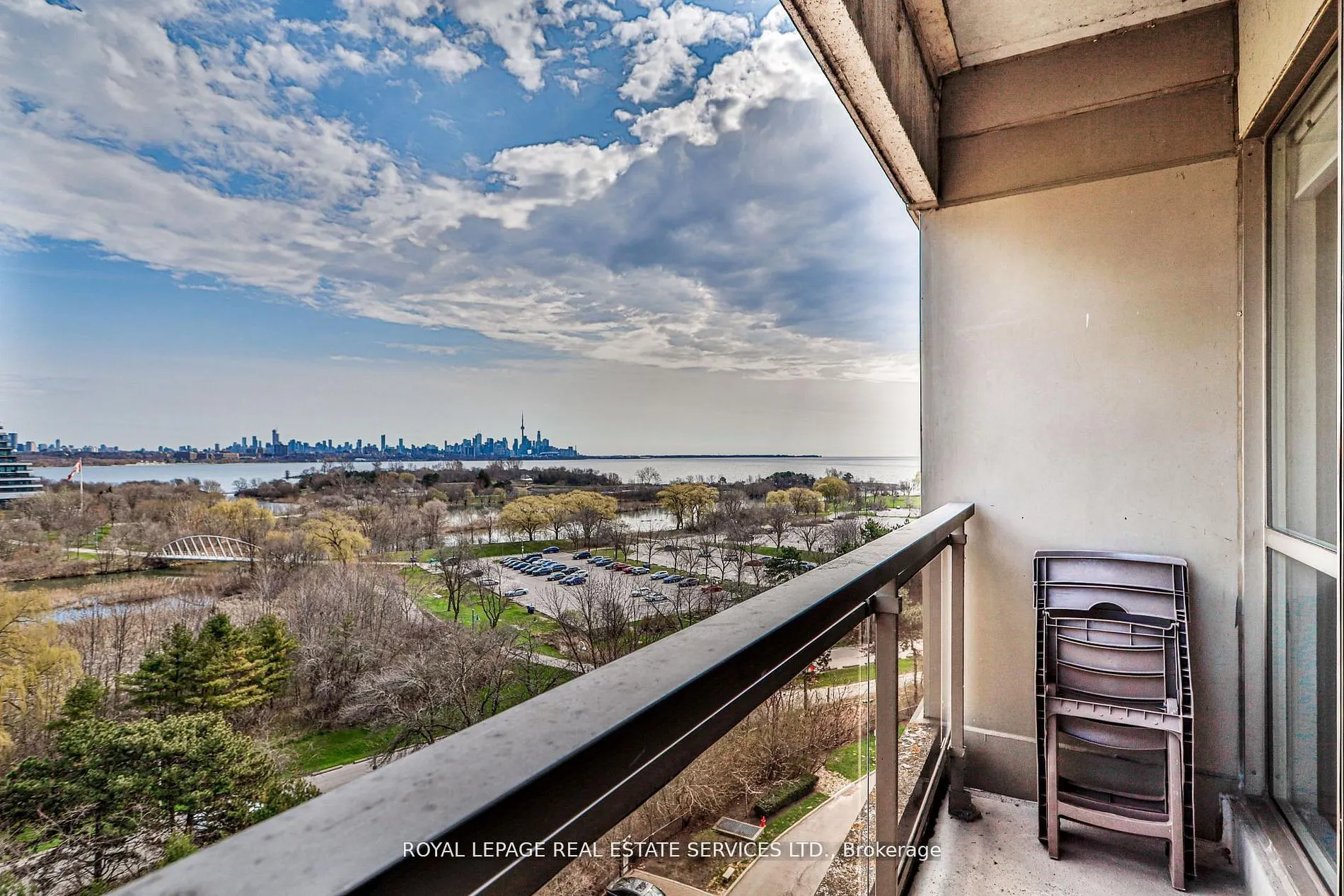 2261 Lake Shore Boulevard W #1010