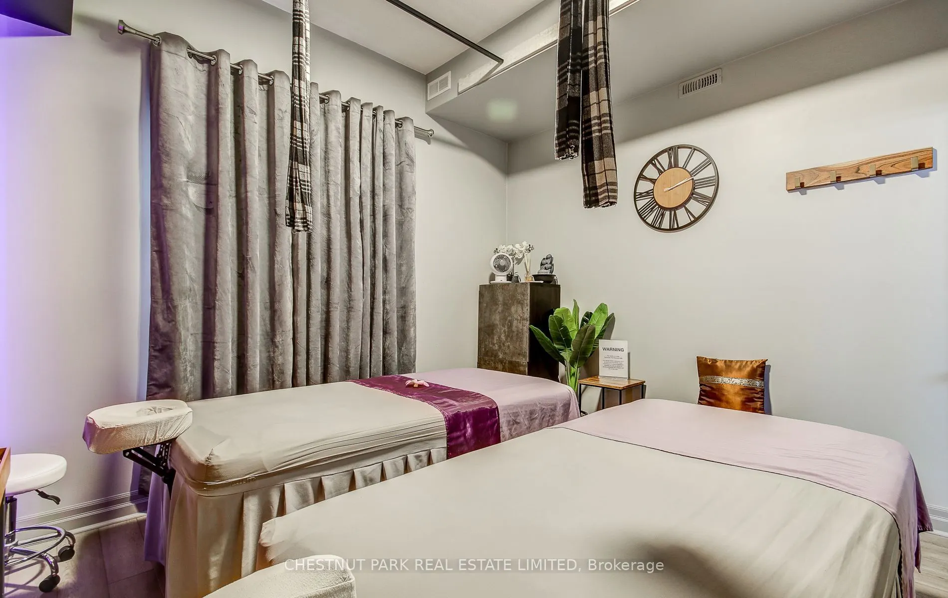 885 Lakeshore Road E #3