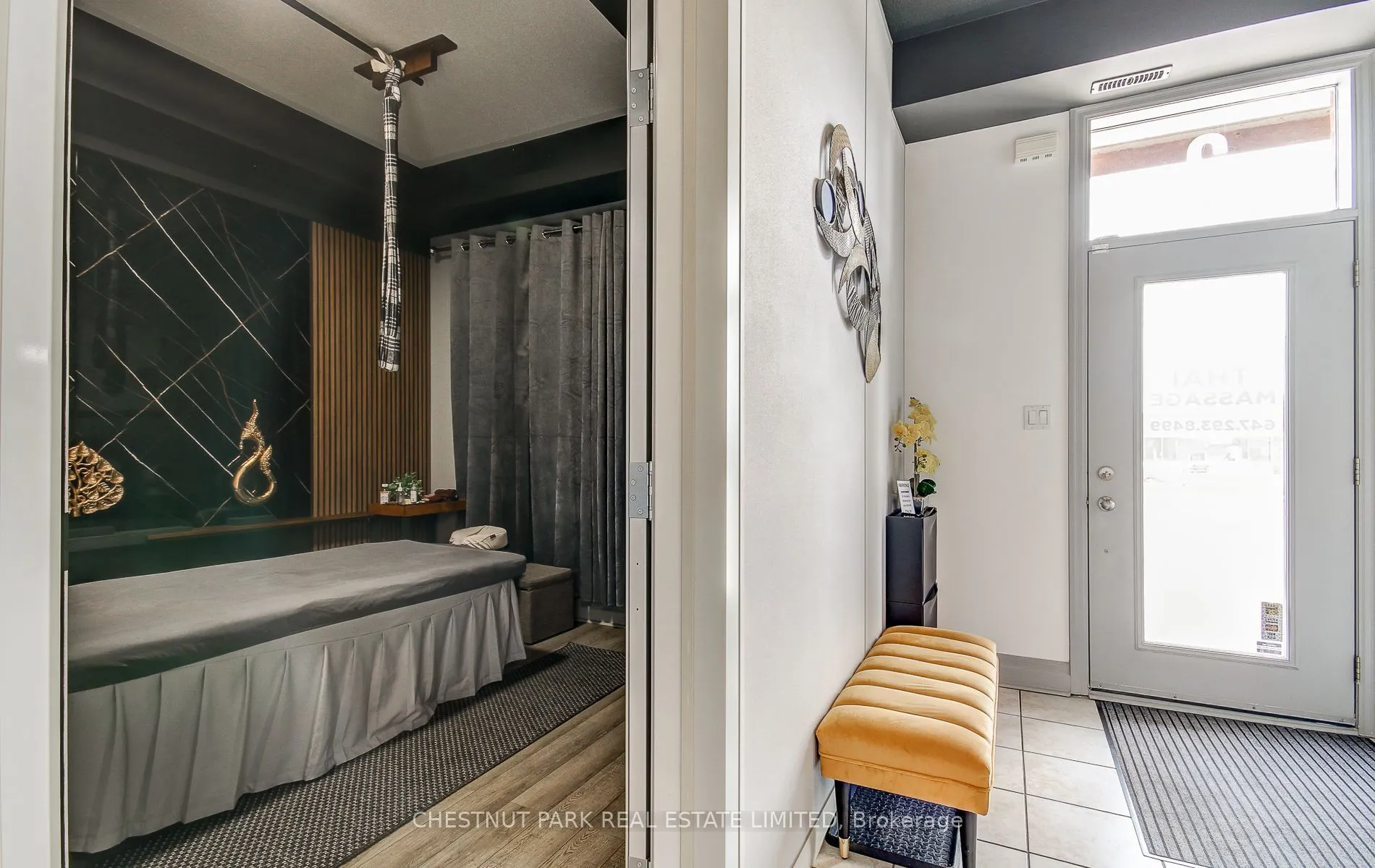 885 Lakeshore Road E #3