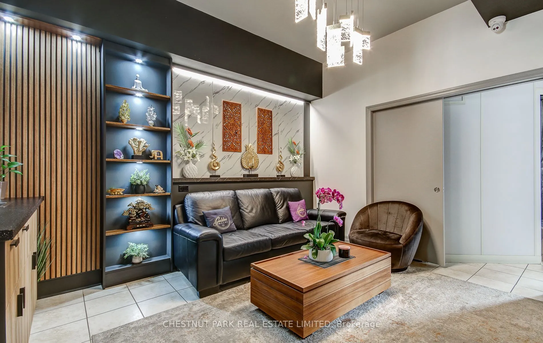 885 Lakeshore Road E #3