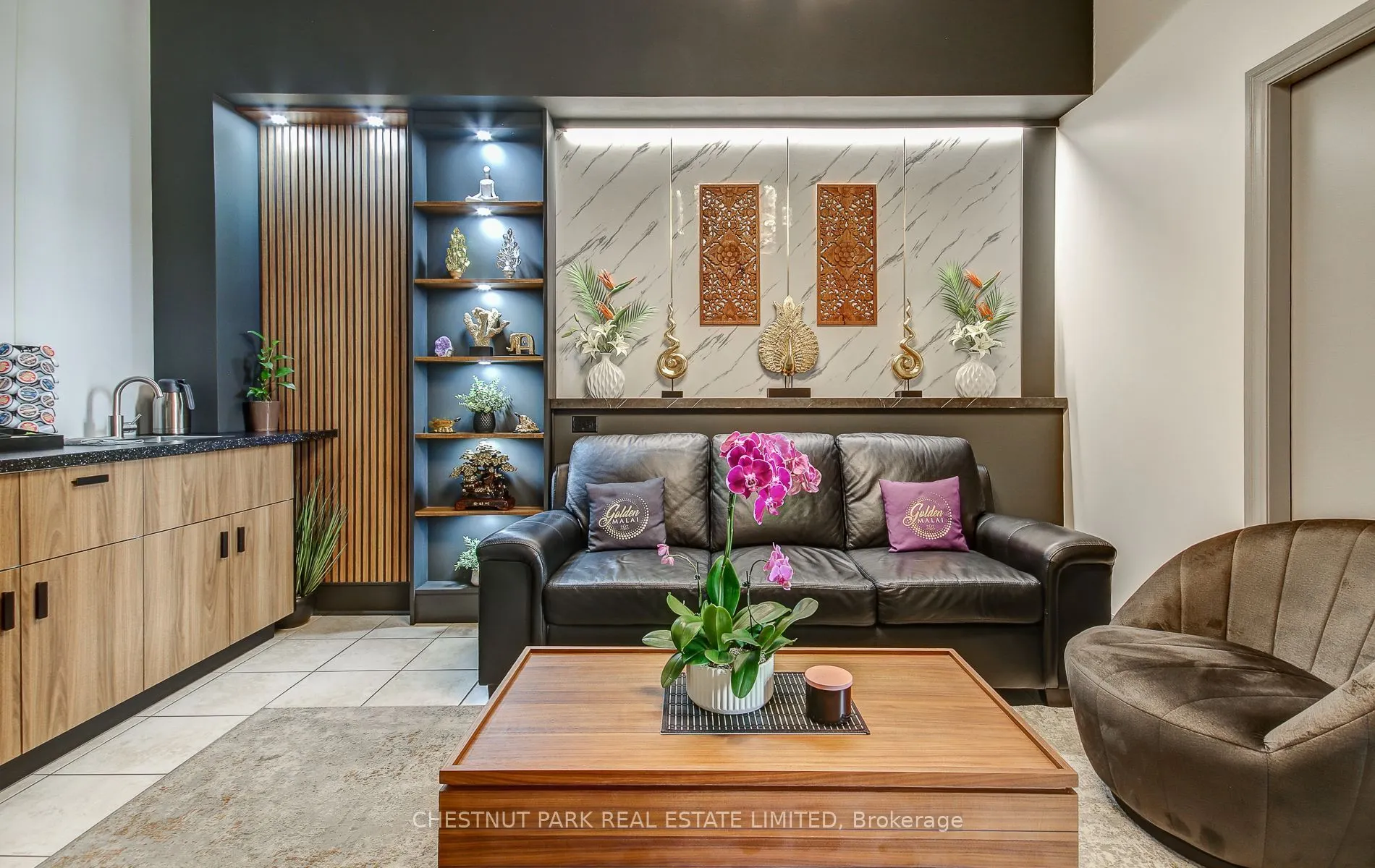 885 Lakeshore Road E #3