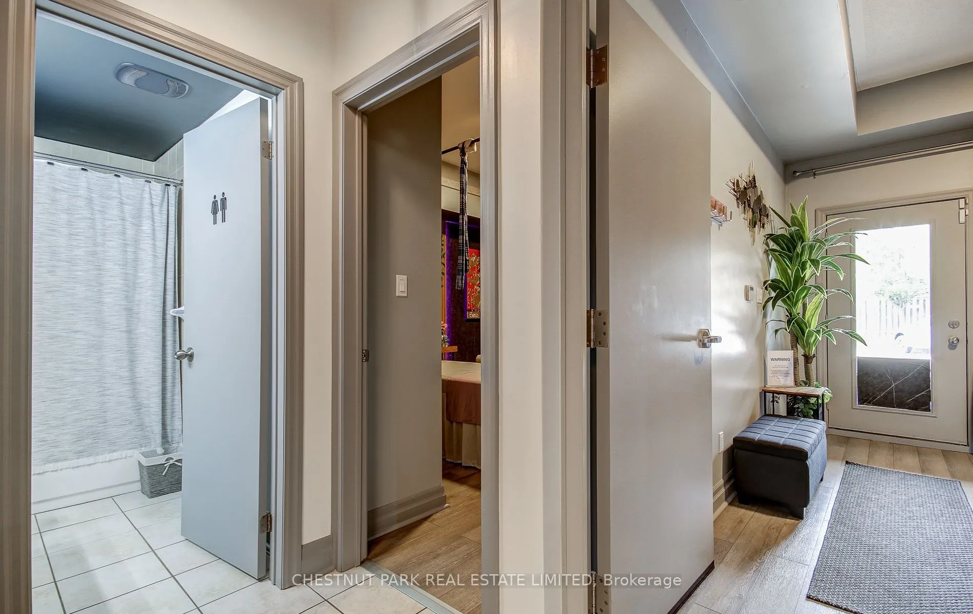 885 Lakeshore Road E #3