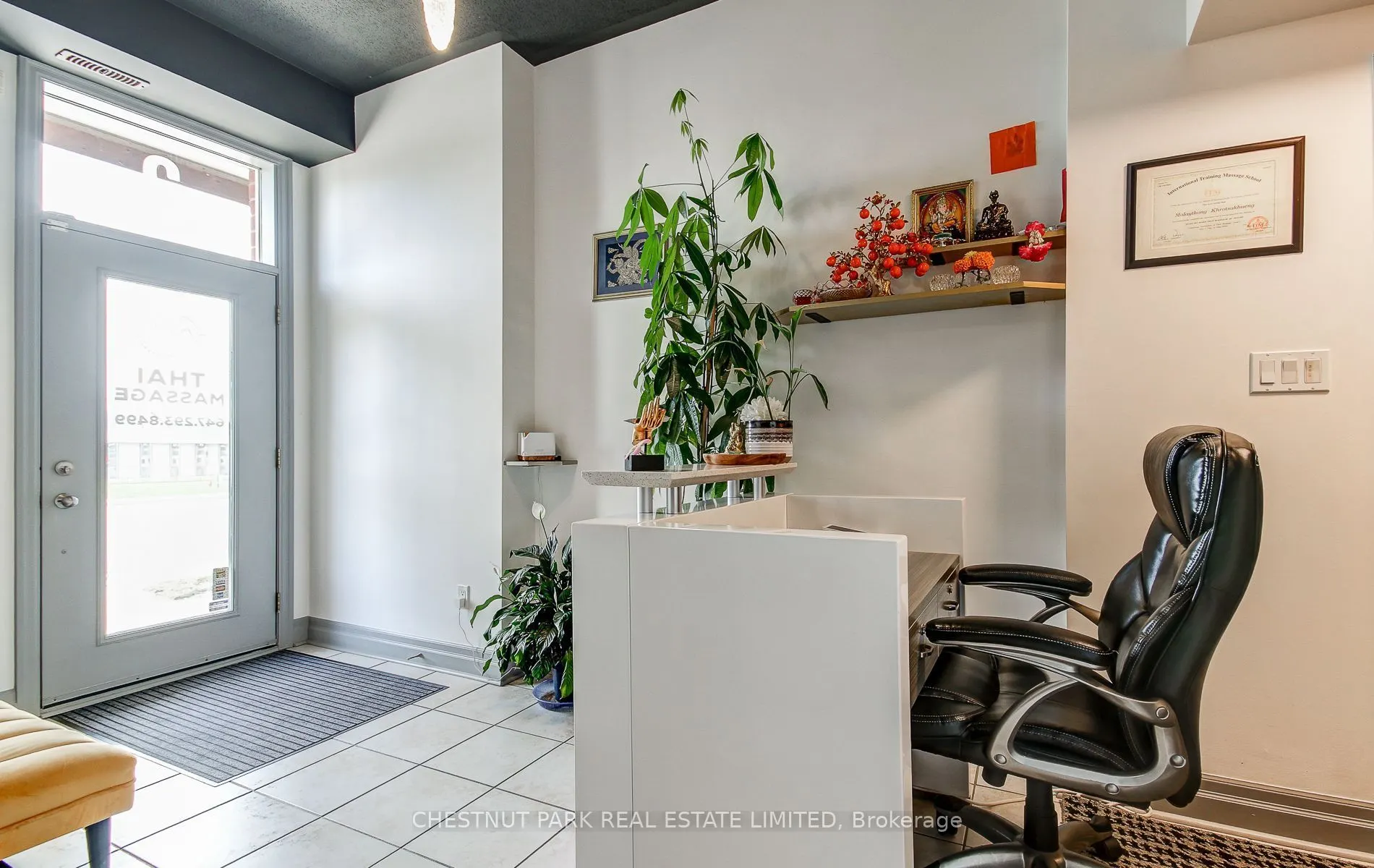 885 Lakeshore Road E #3
