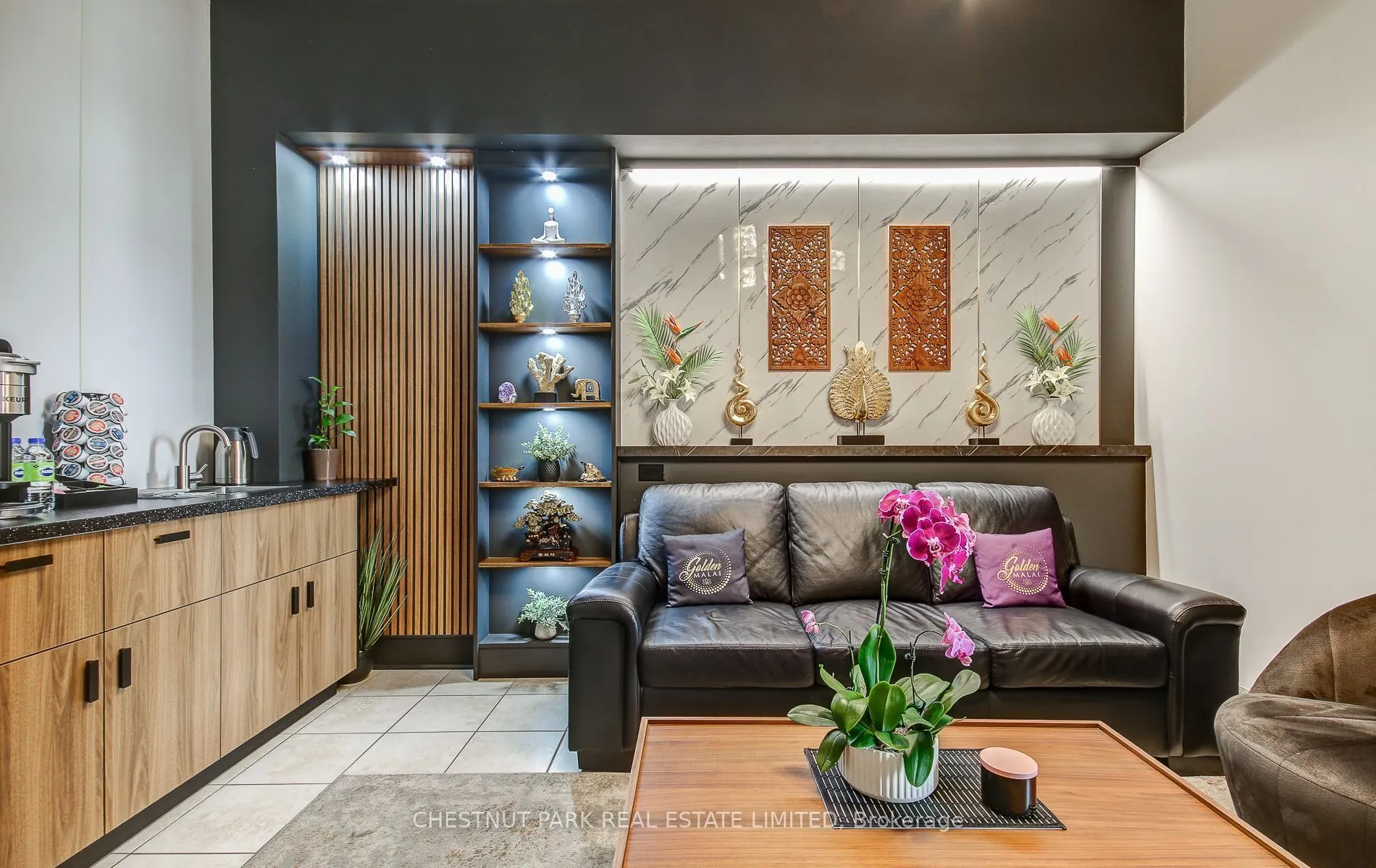 885 Lakeshore Road E #3
