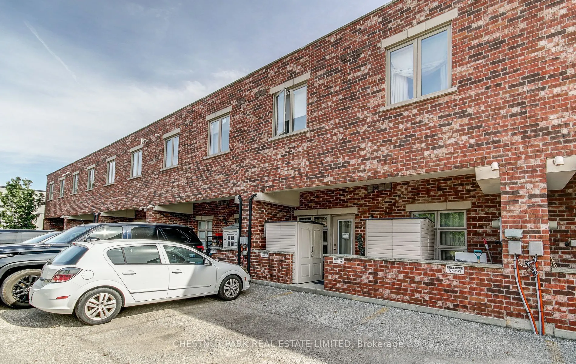 885 Lakeshore Road E #3