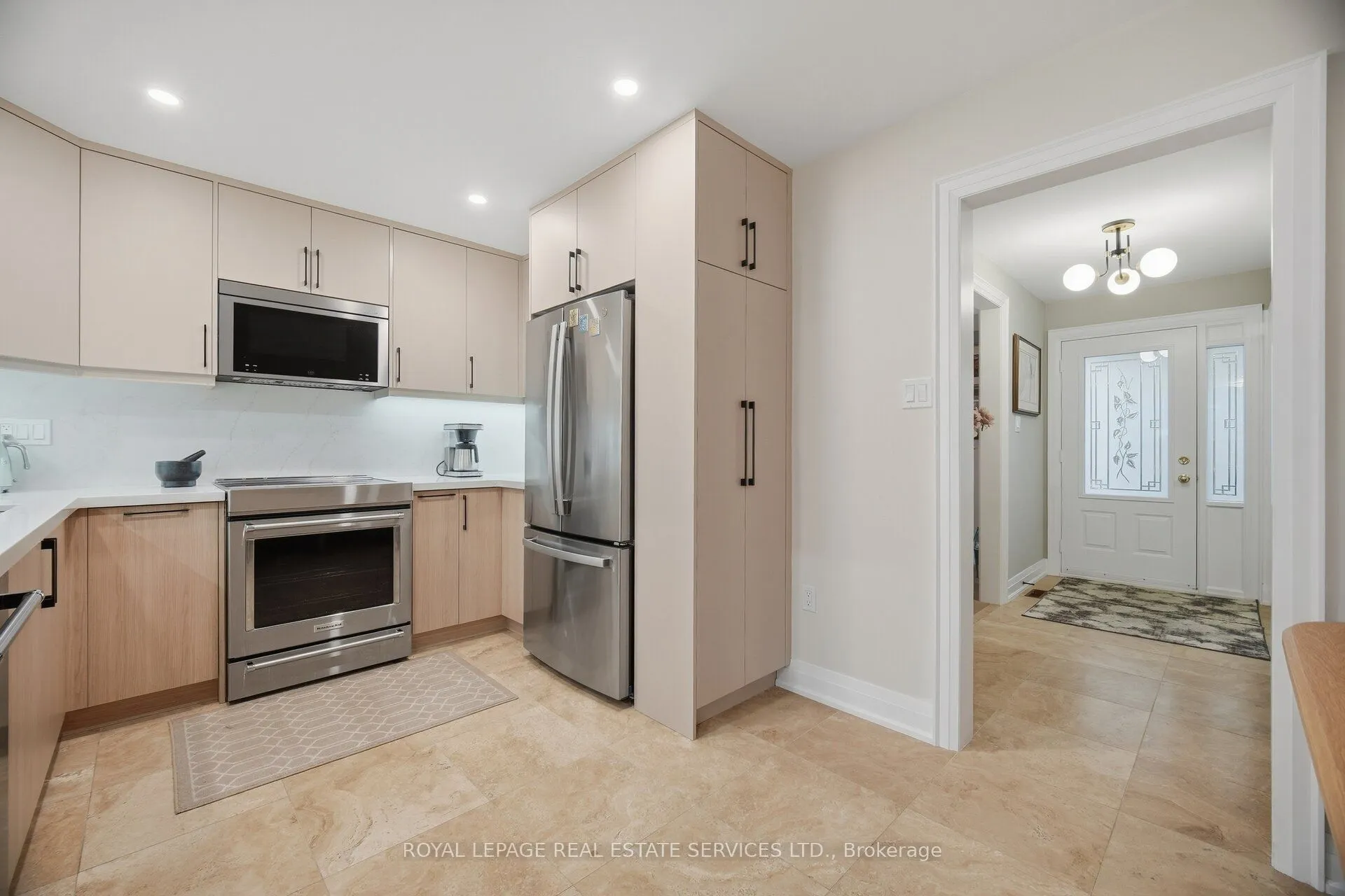 726 Netherton Crescent