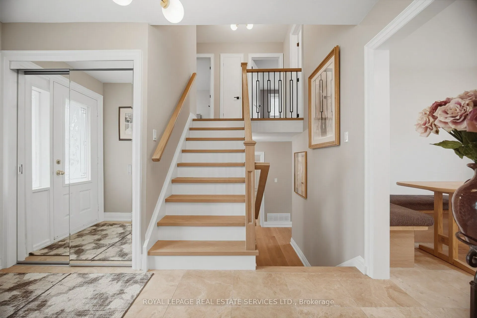 726 Netherton Crescent
