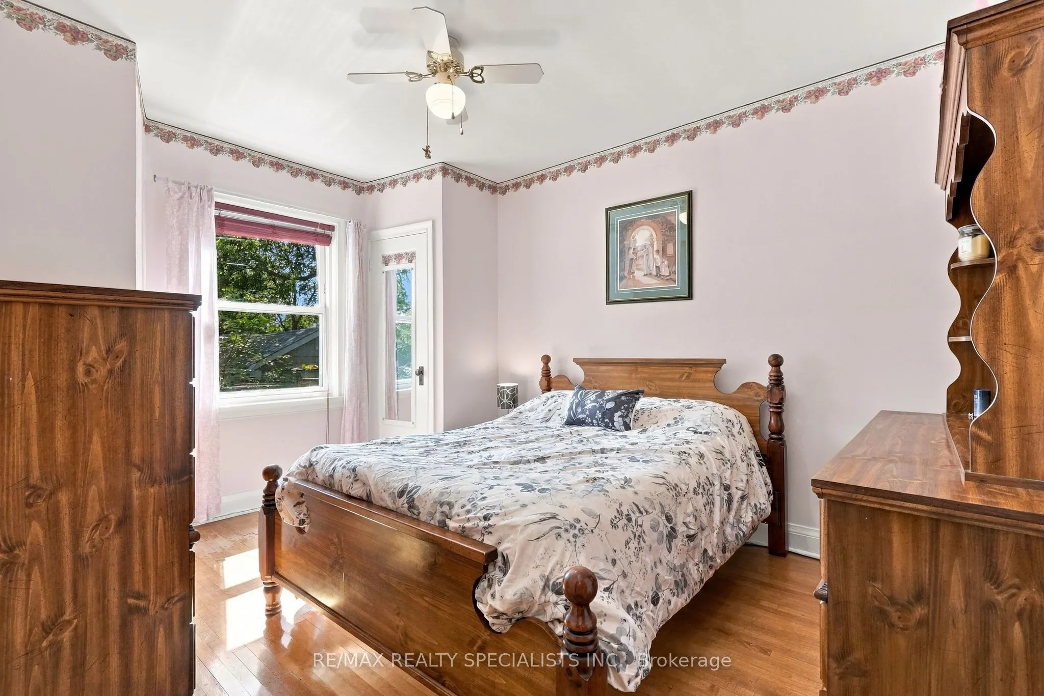93 Cavell Avenue