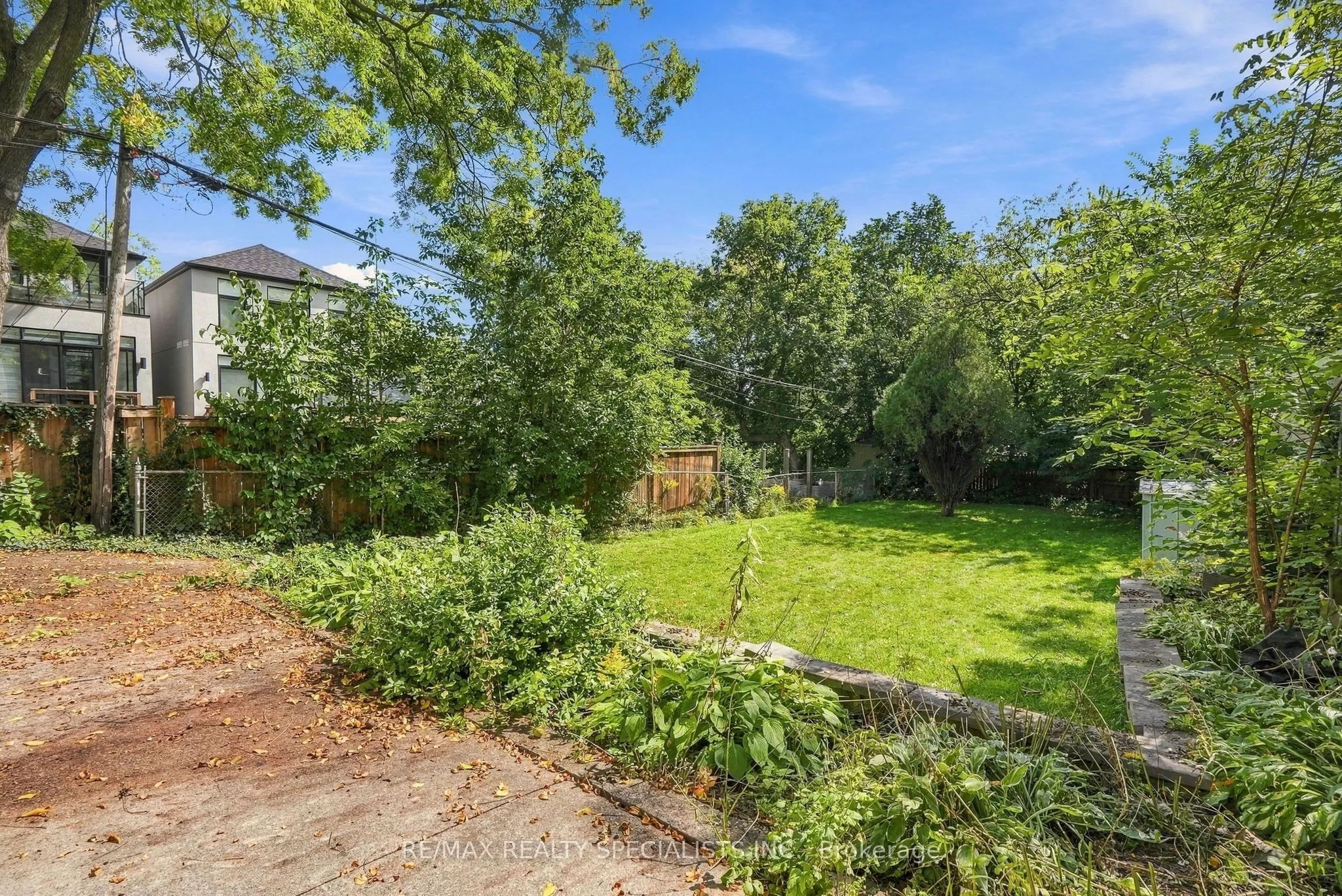 93 Cavell Avenue