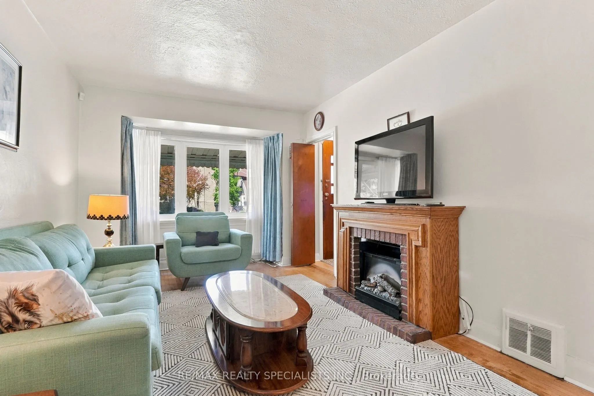 93 Cavell Avenue