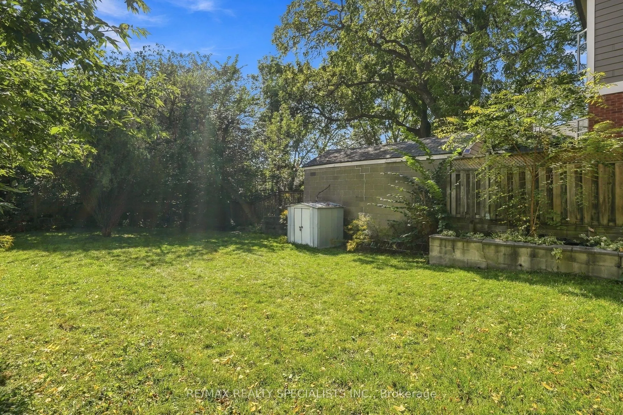 93 Cavell Avenue