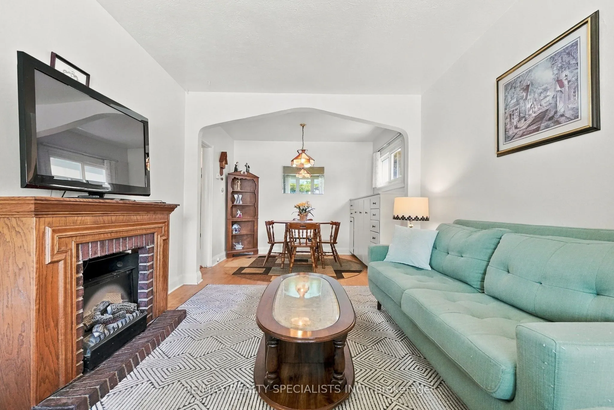 93 Cavell Avenue