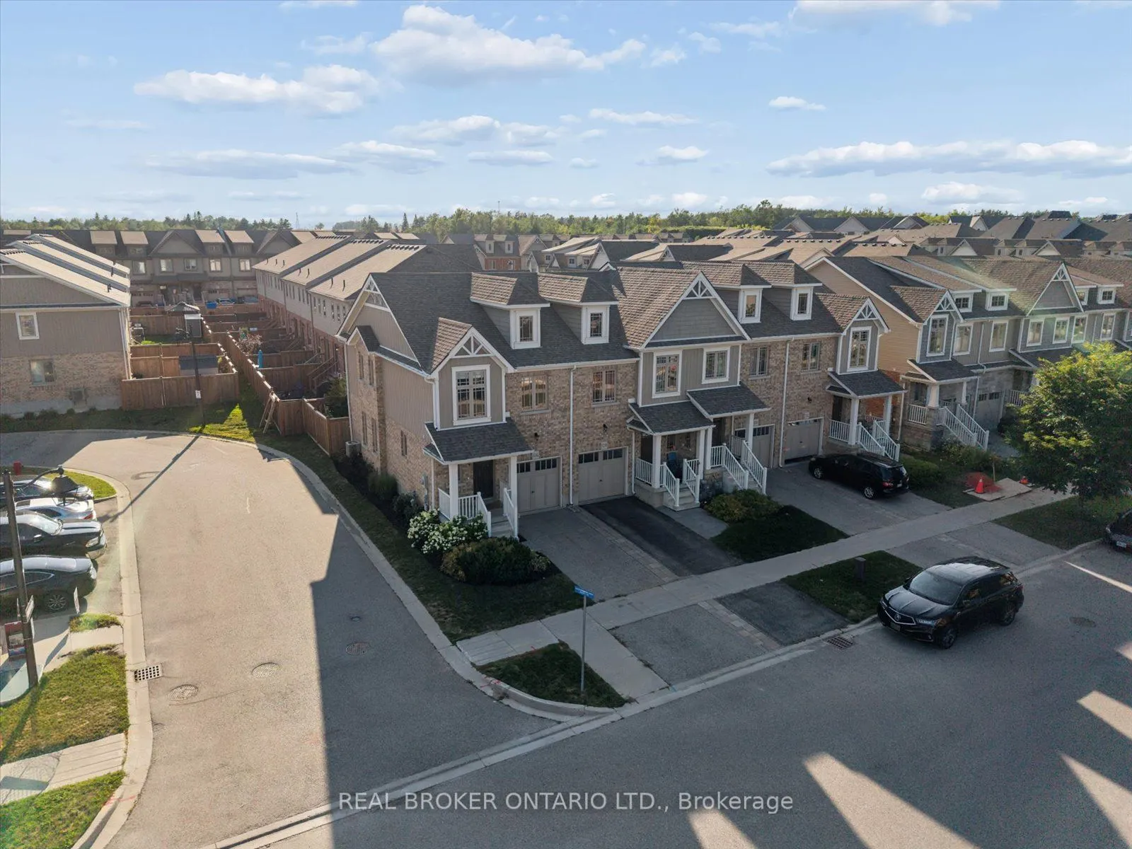 126 Parkinson Crescent