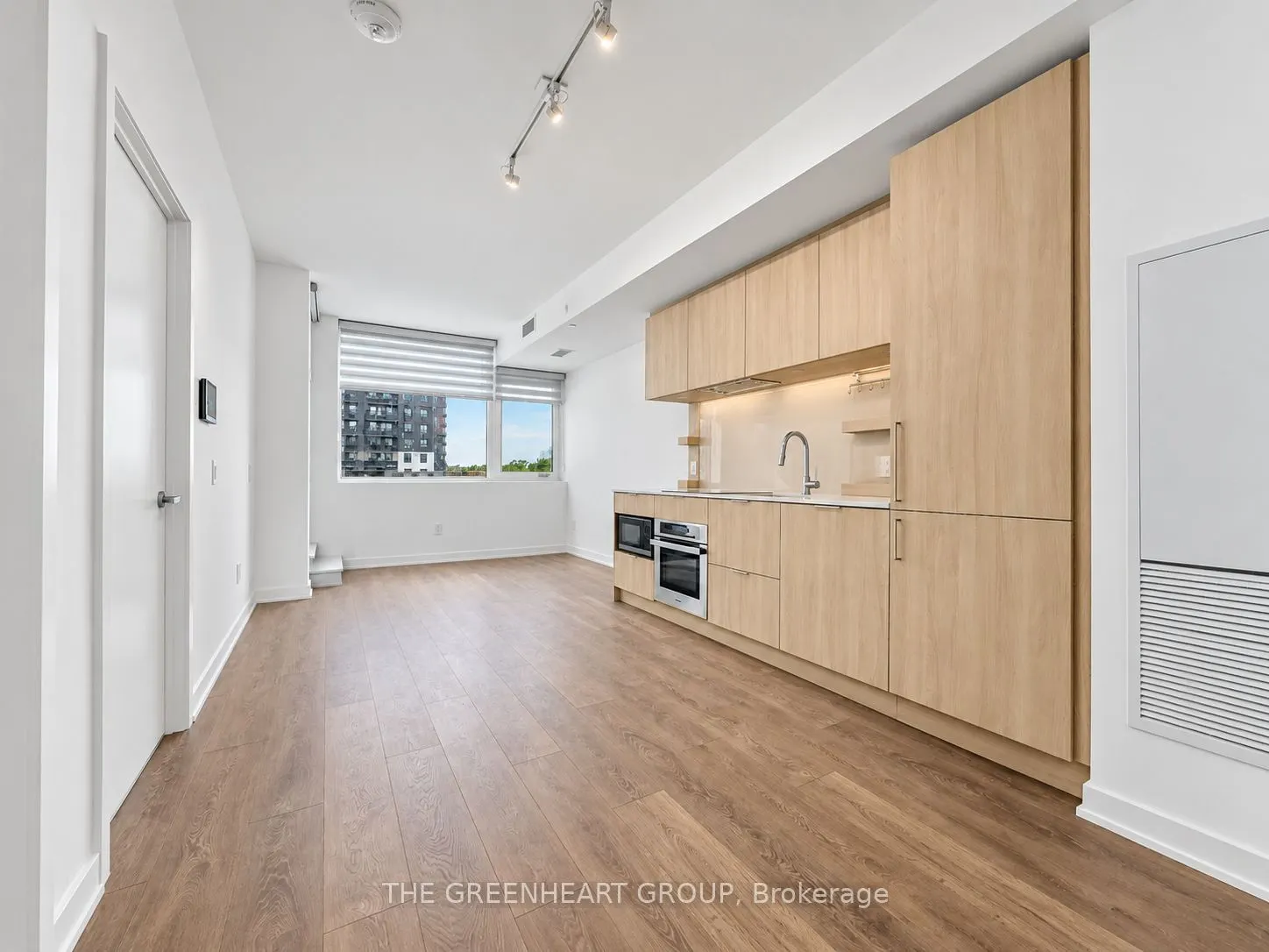 28 Ann Street #217