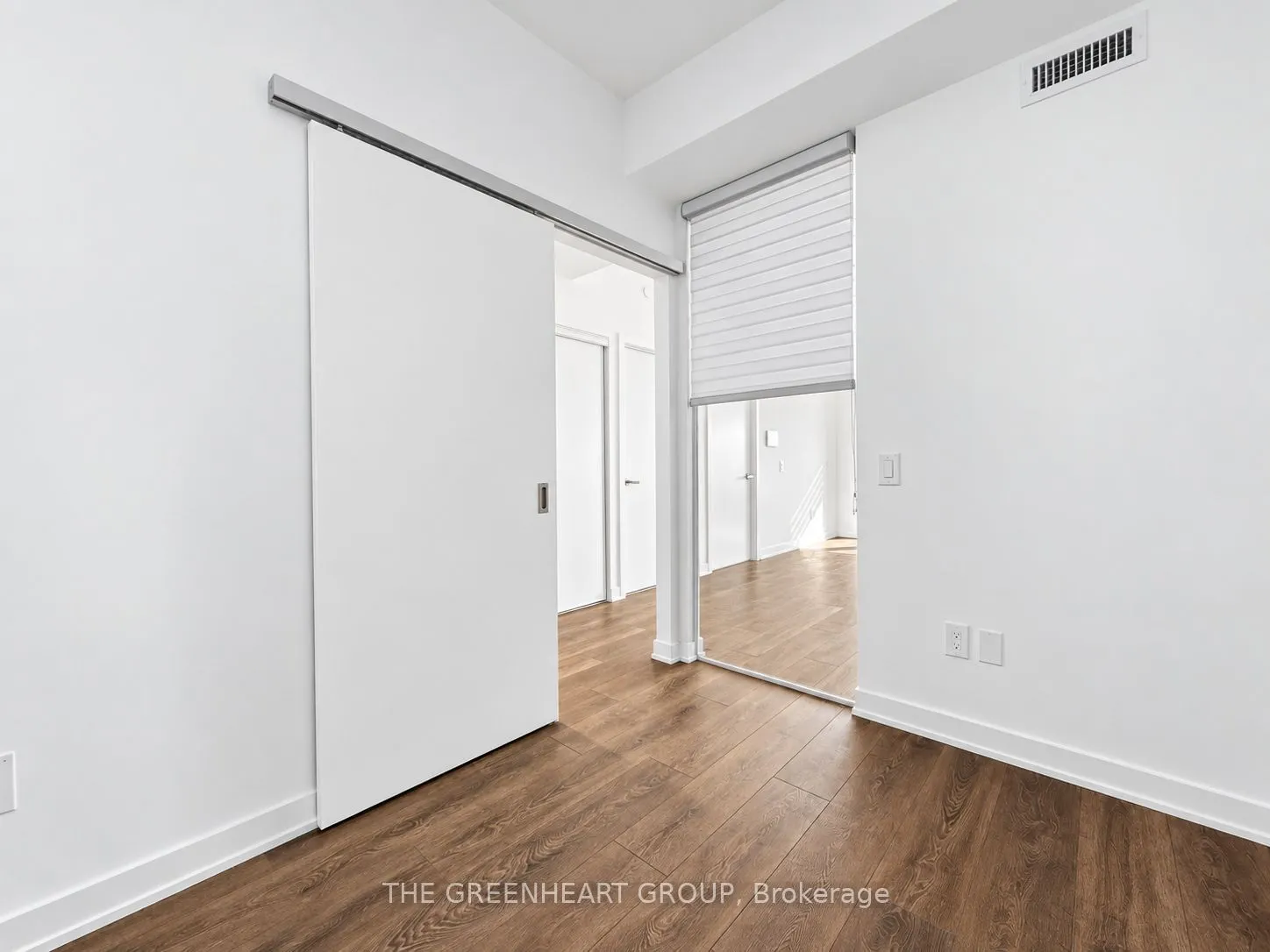 28 Ann Street #217