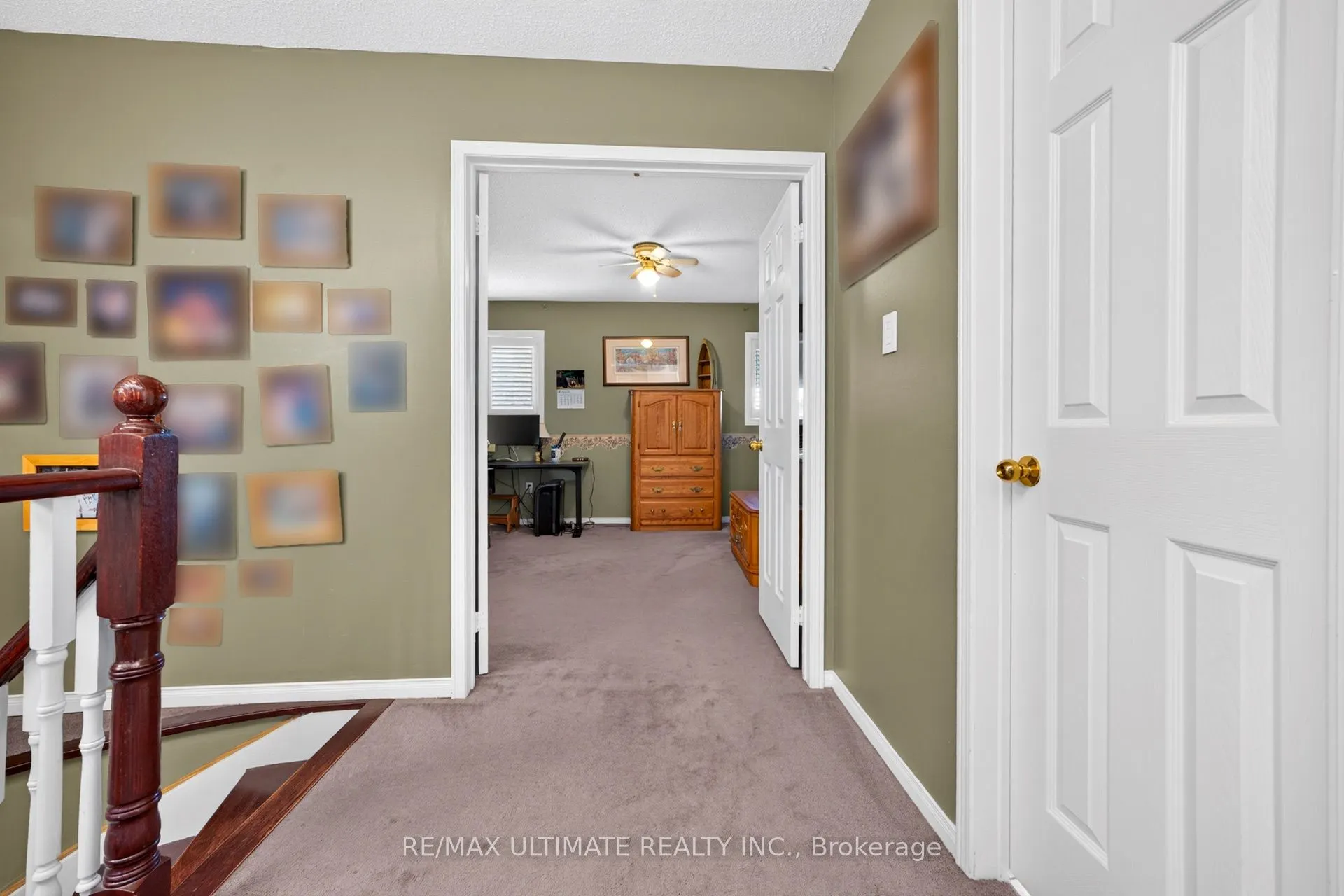 96 Cresthaven Road
