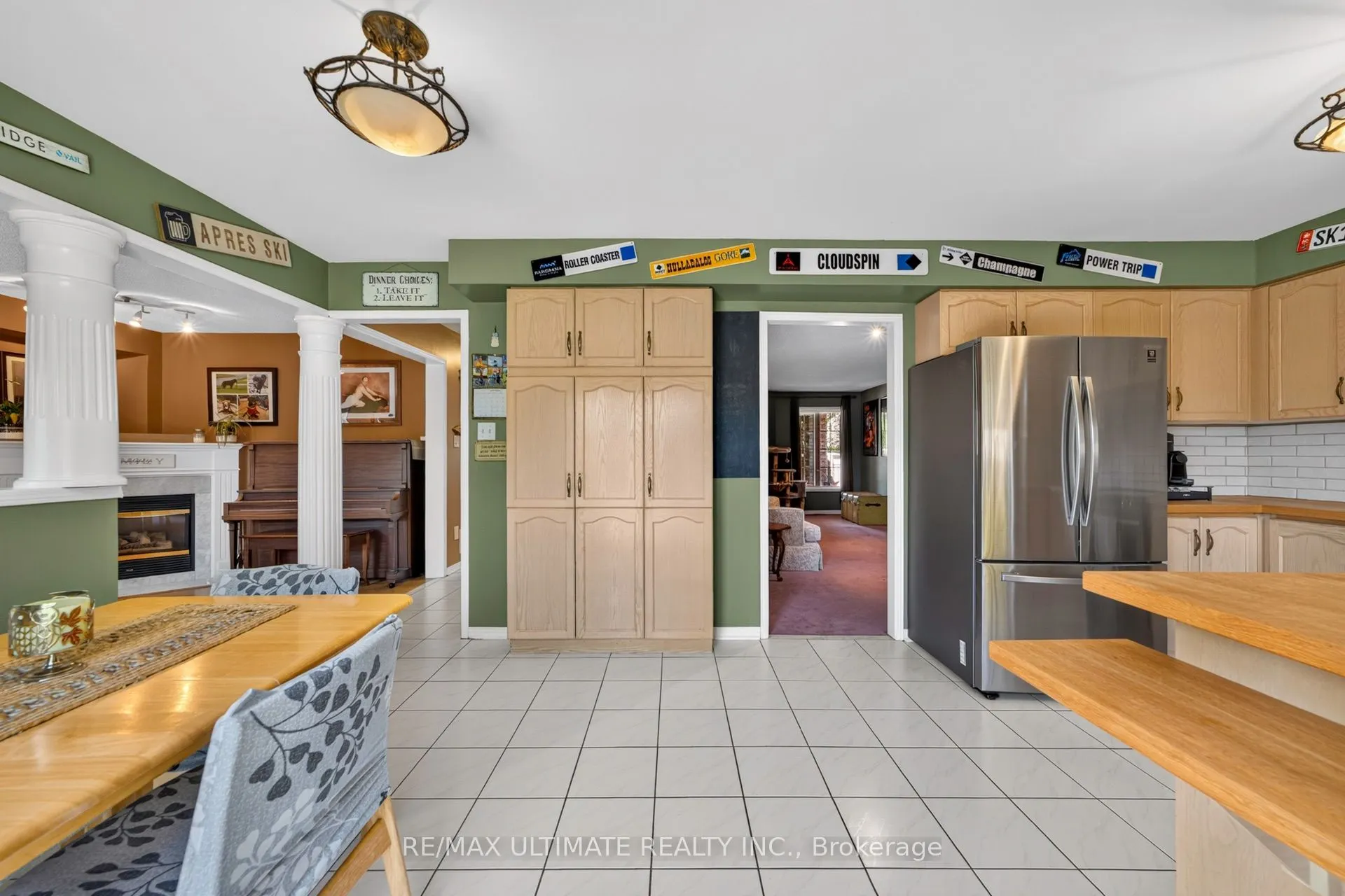 96 Cresthaven Road