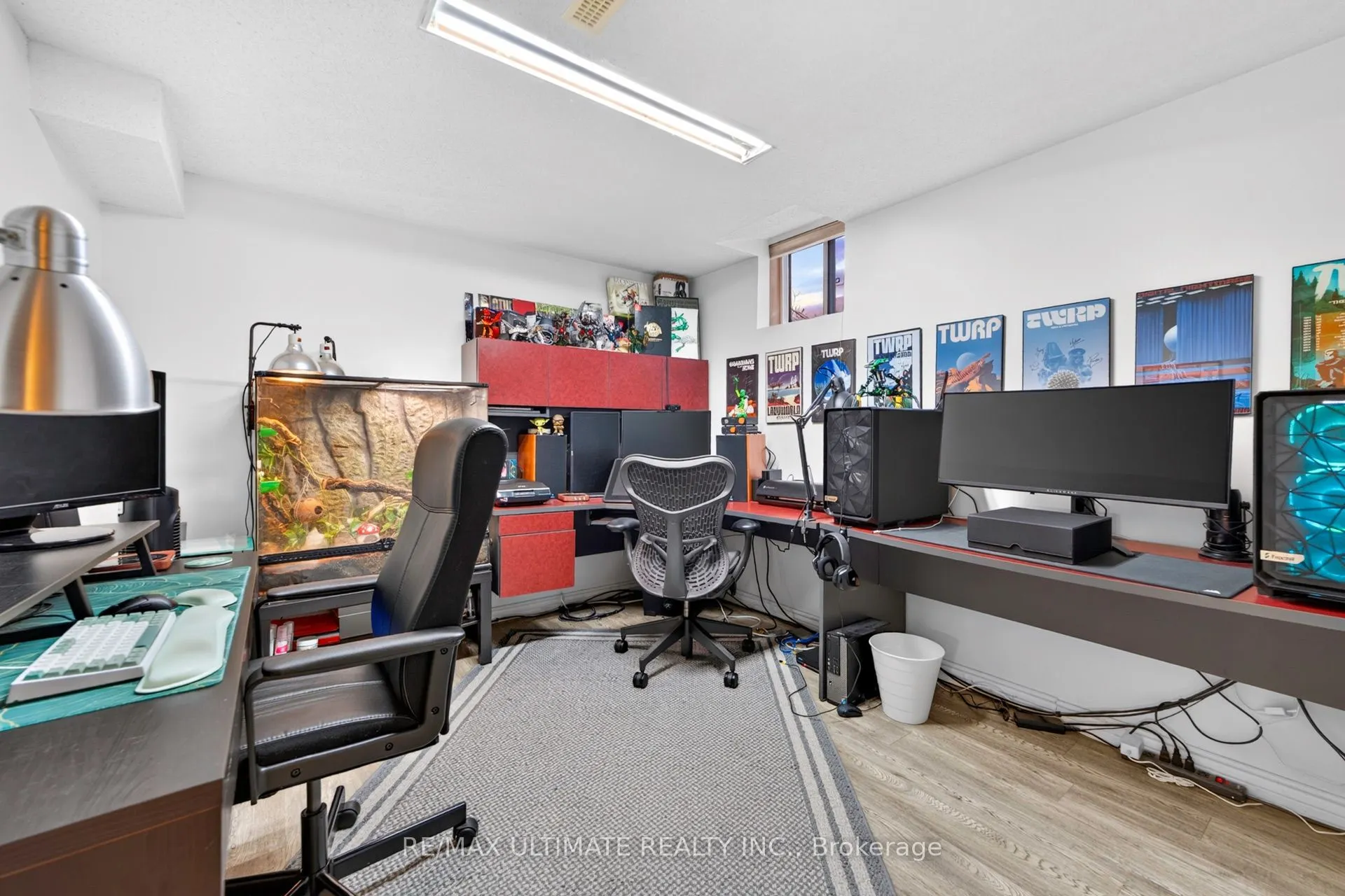 96 Cresthaven Road