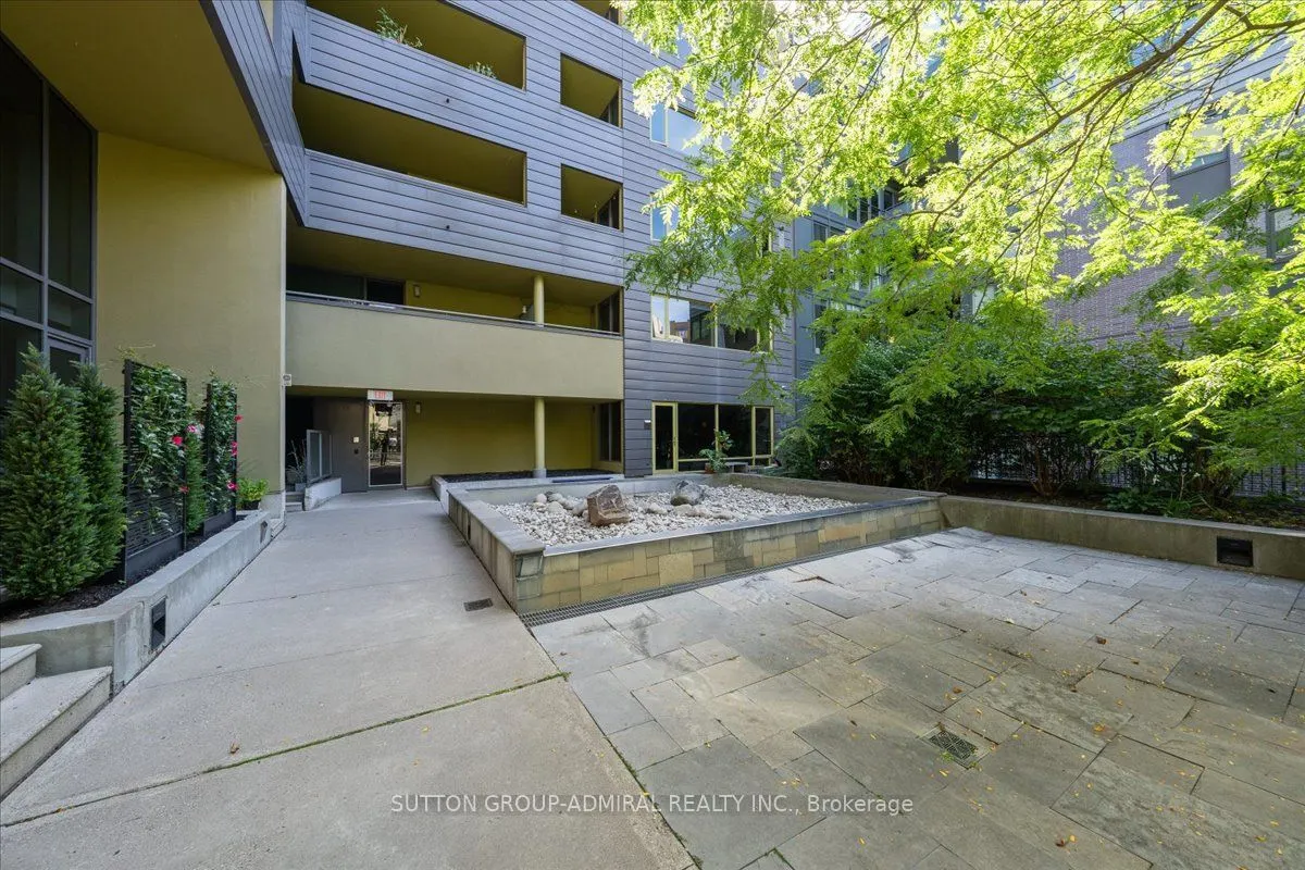 25 Ritchie Avenue #506B