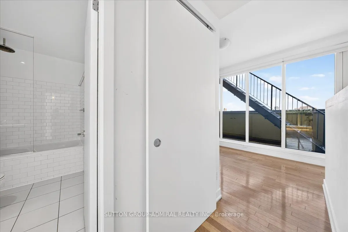 25 Ritchie Avenue #506B