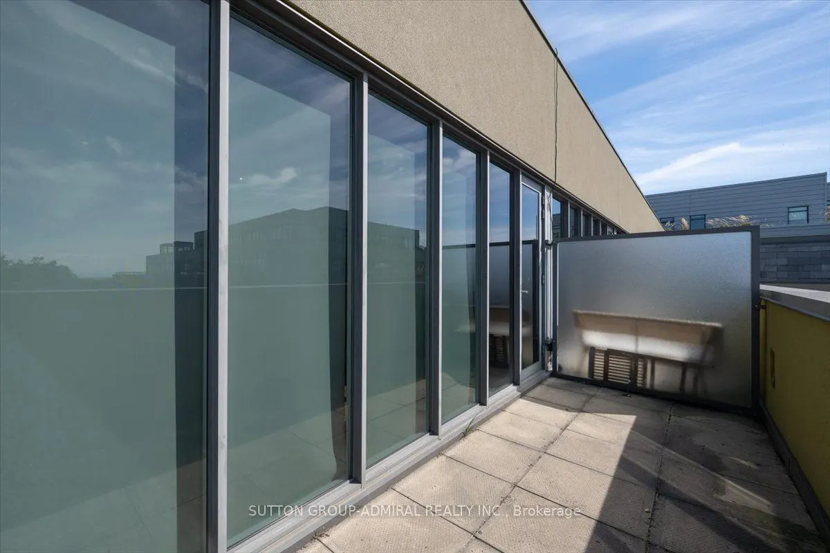 25 Ritchie Avenue #506B